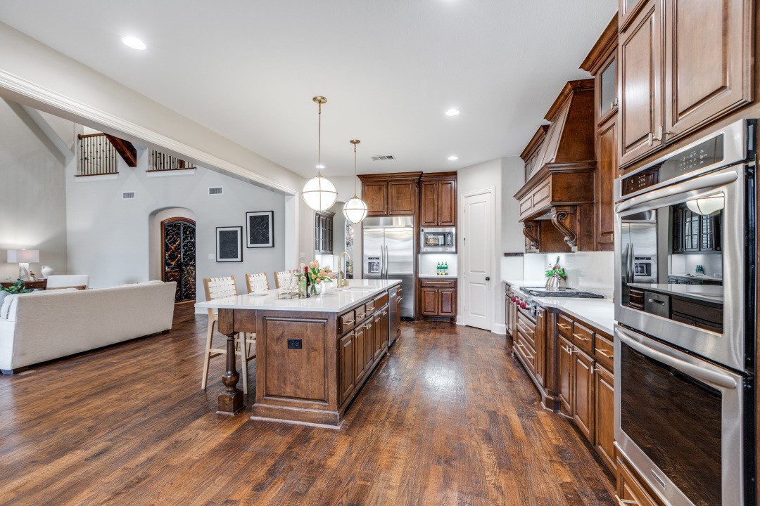 3889 Greenbrier Drive