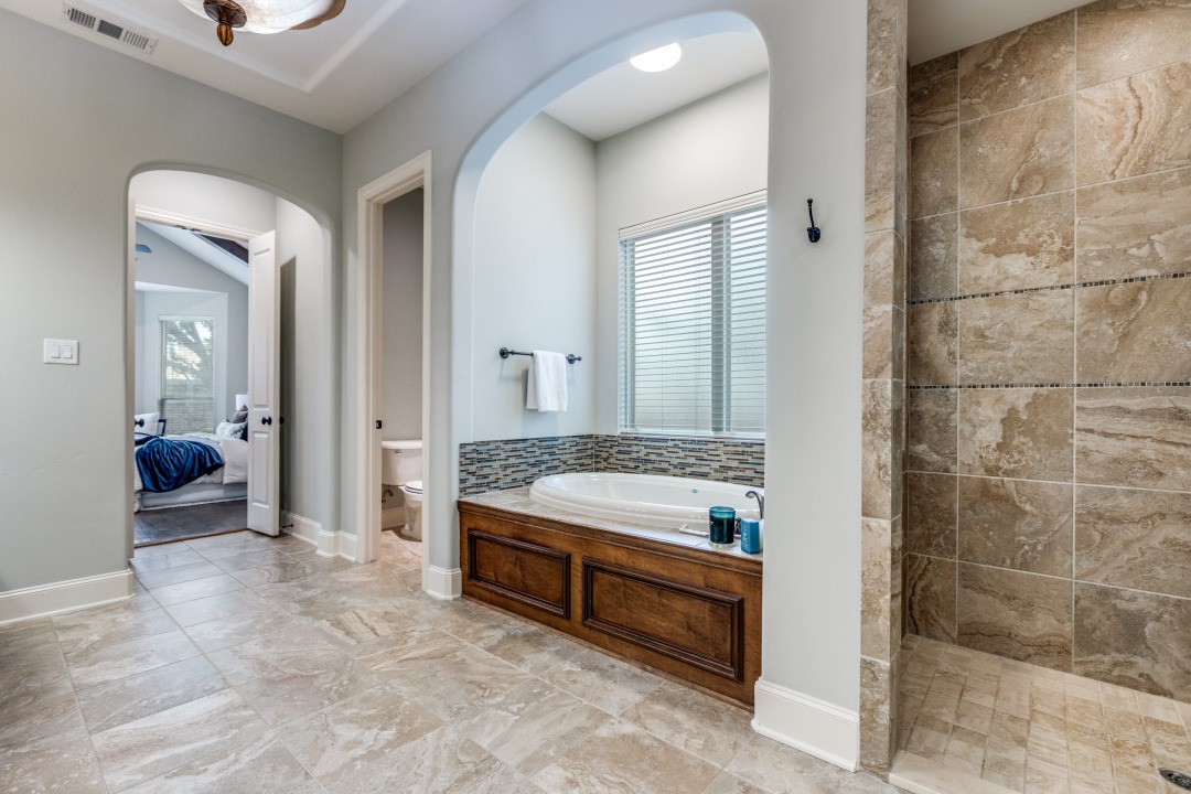 3889 Greenbrier Drive