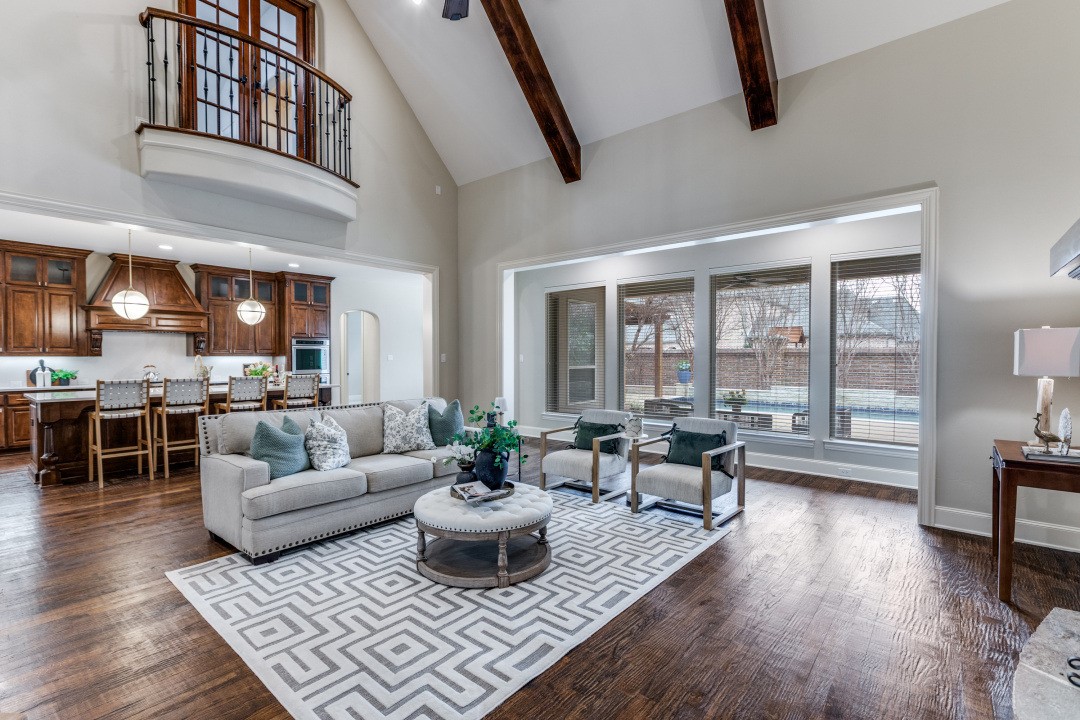 3889 Greenbrier Drive