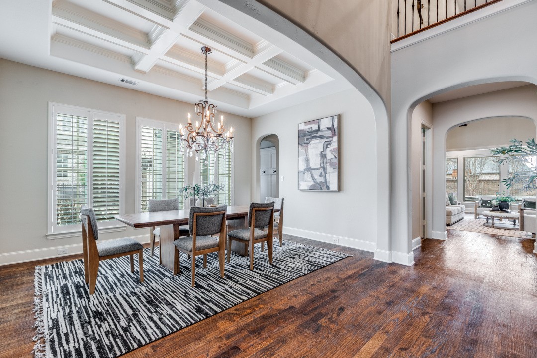 3889 Greenbrier Drive