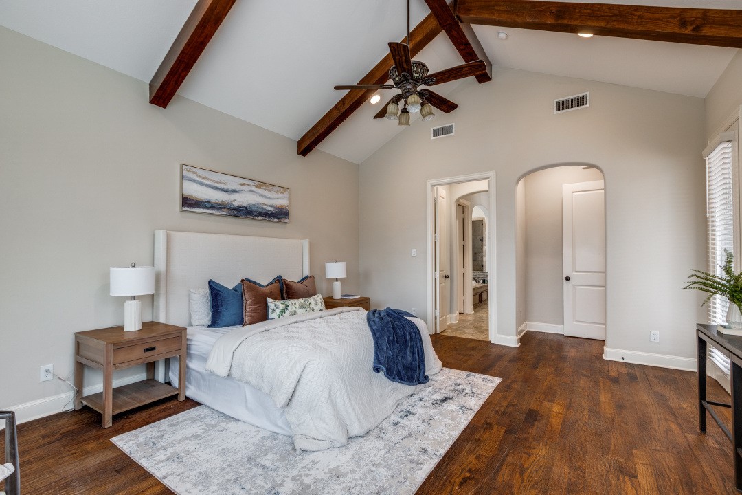 3889 Greenbrier Drive