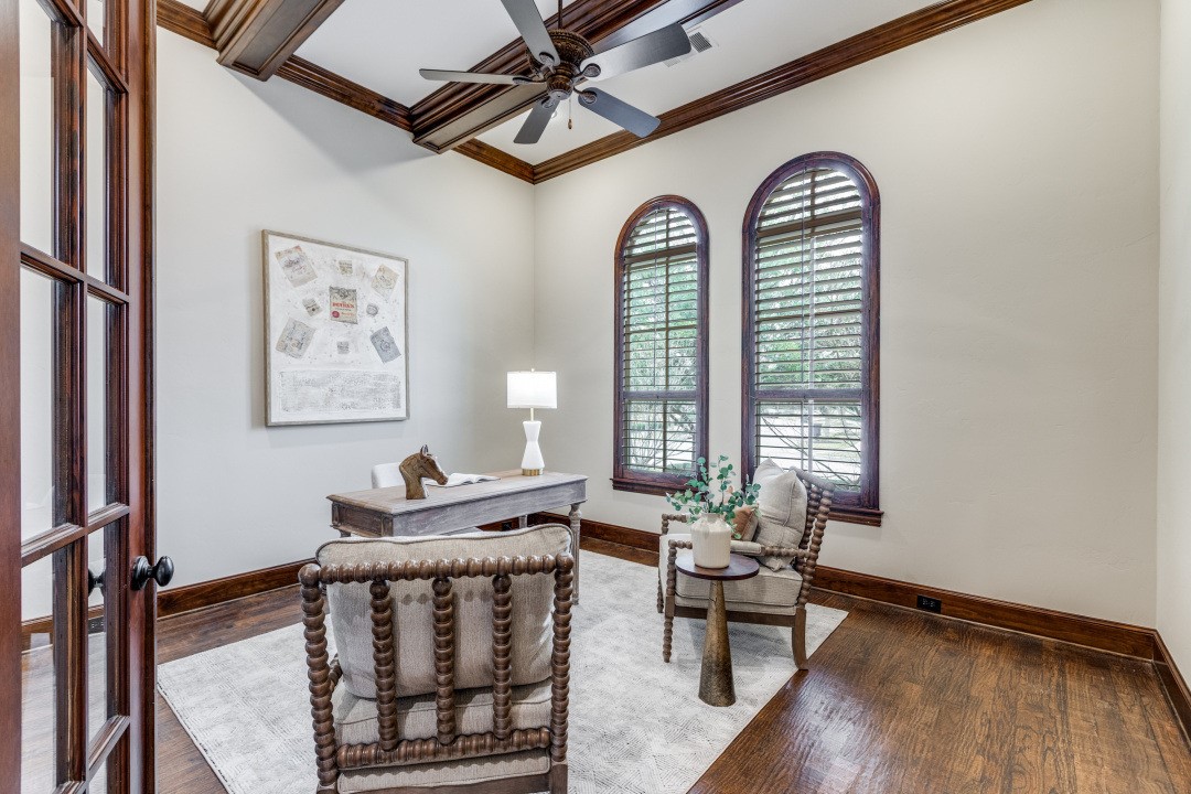 3889 Greenbrier Drive