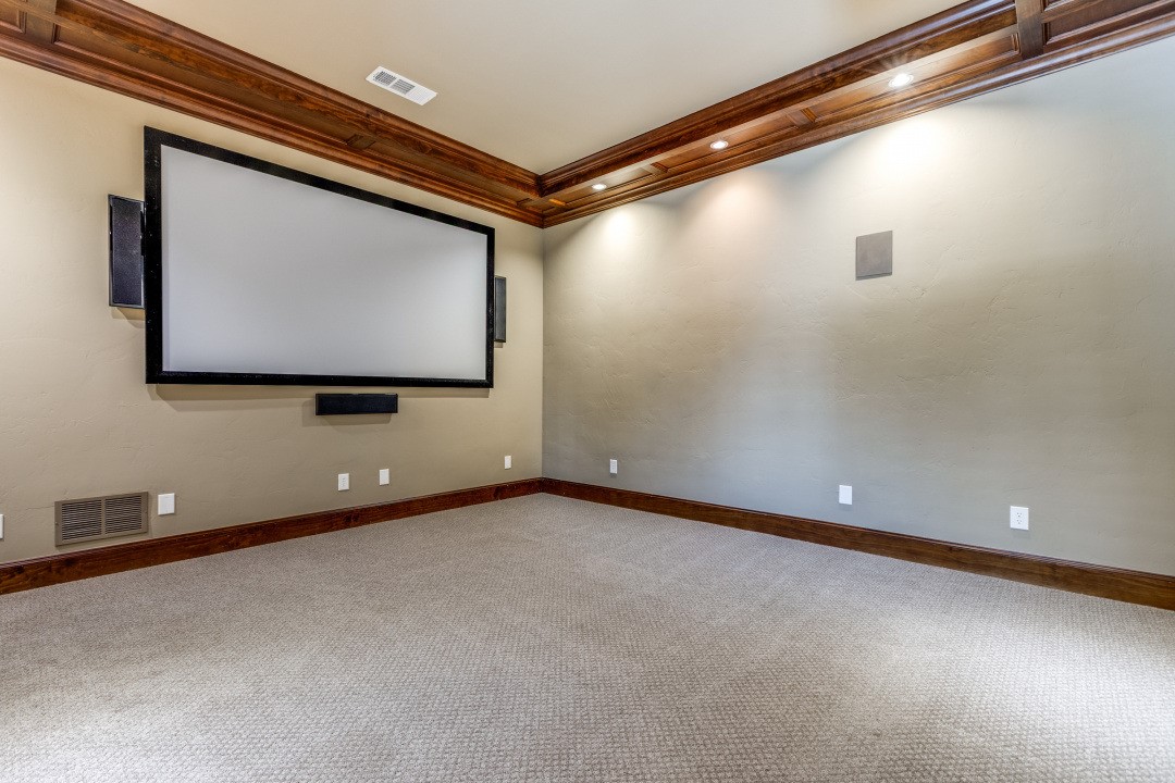 3889 Greenbrier Drive