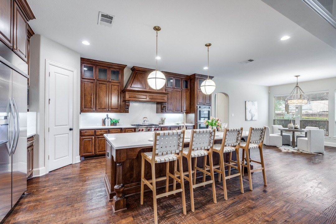 3889 Greenbrier Drive