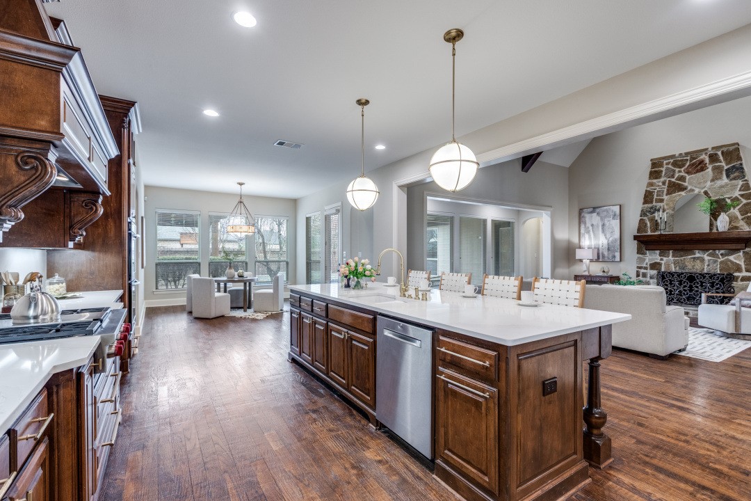 3889 Greenbrier Drive