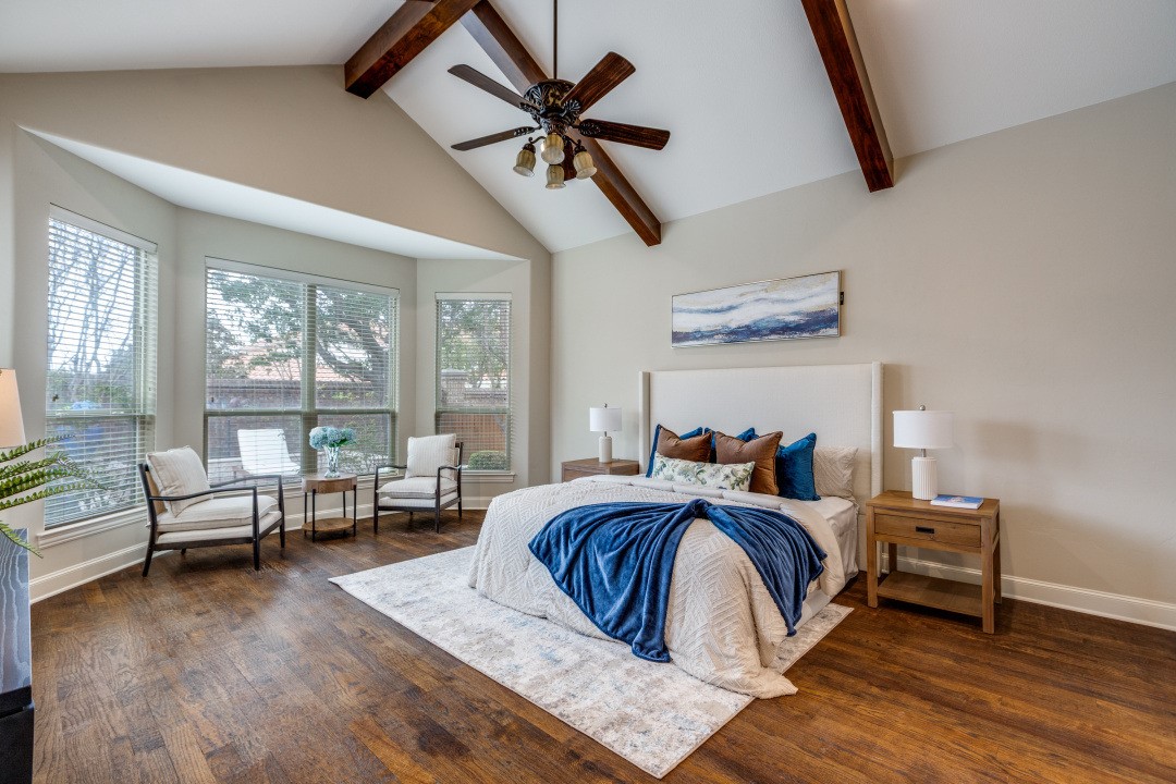 3889 Greenbrier Drive