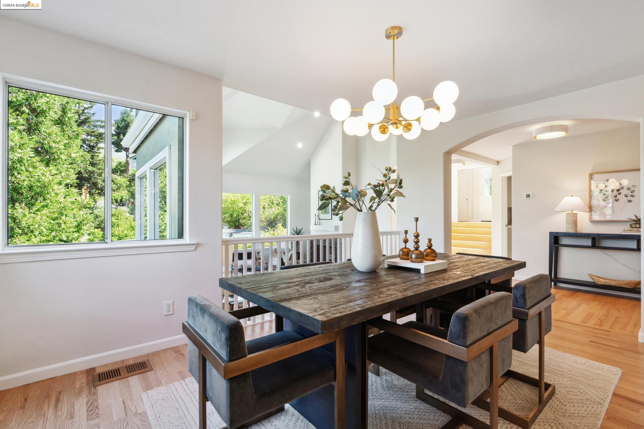 5543 Golden Gate Avenue