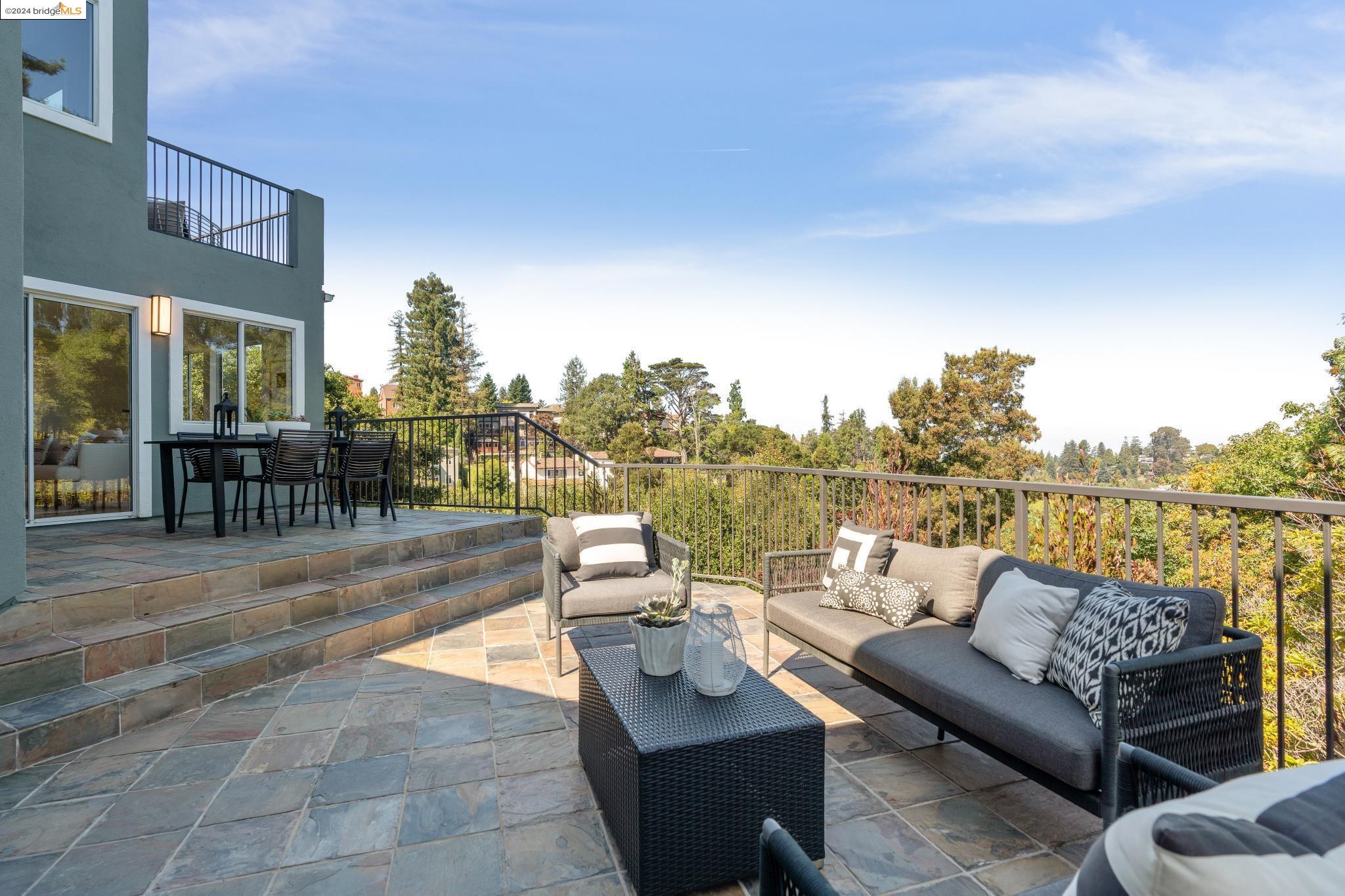 5543 Golden Gate Avenue