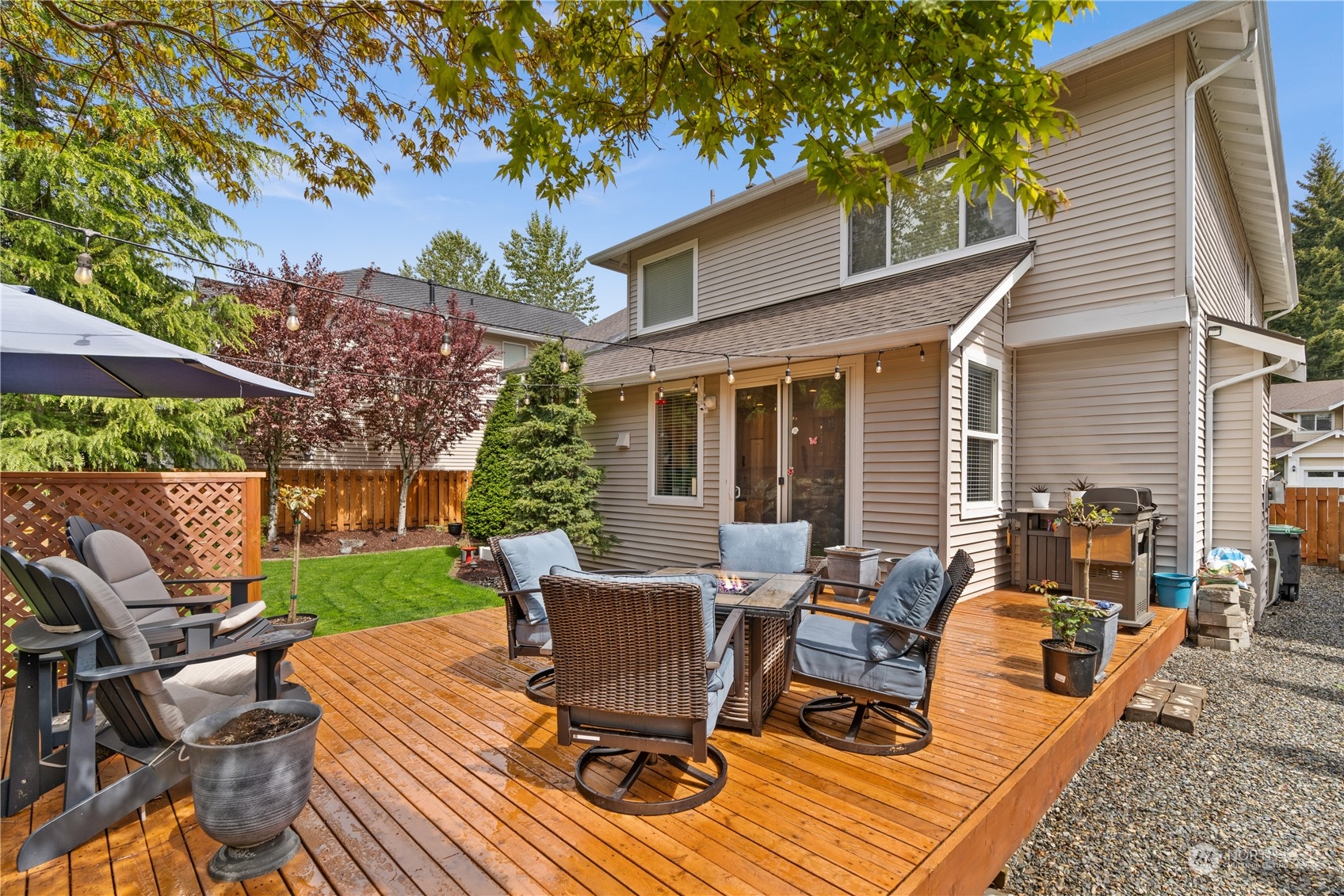 27325 Maple Ridge Way SE