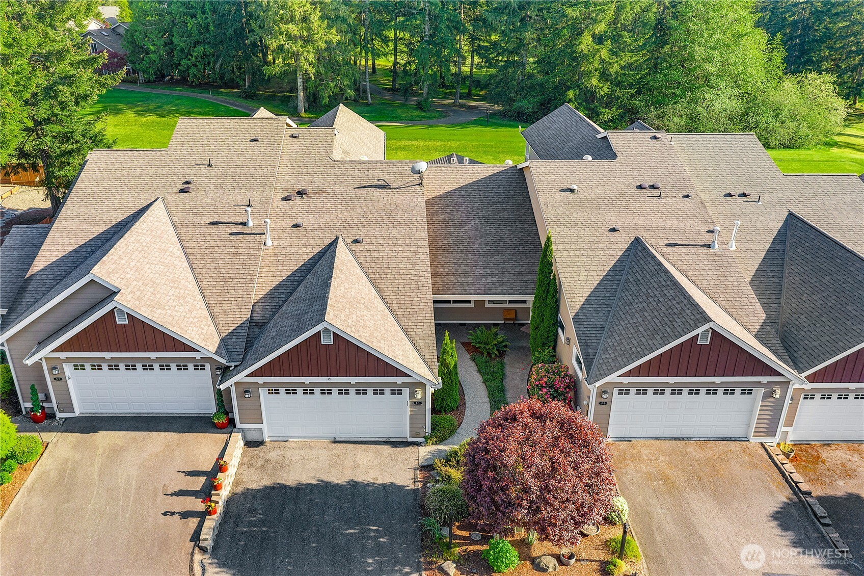 211 E Sterling Drive Unit: B3
