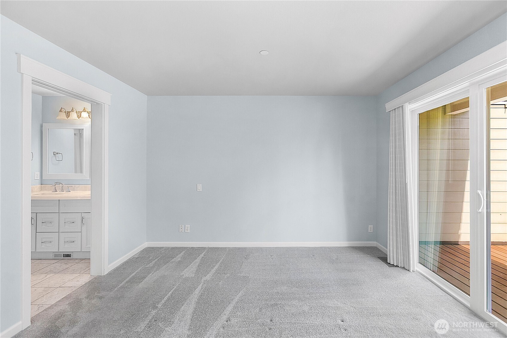211 E Sterling Drive Unit: B3