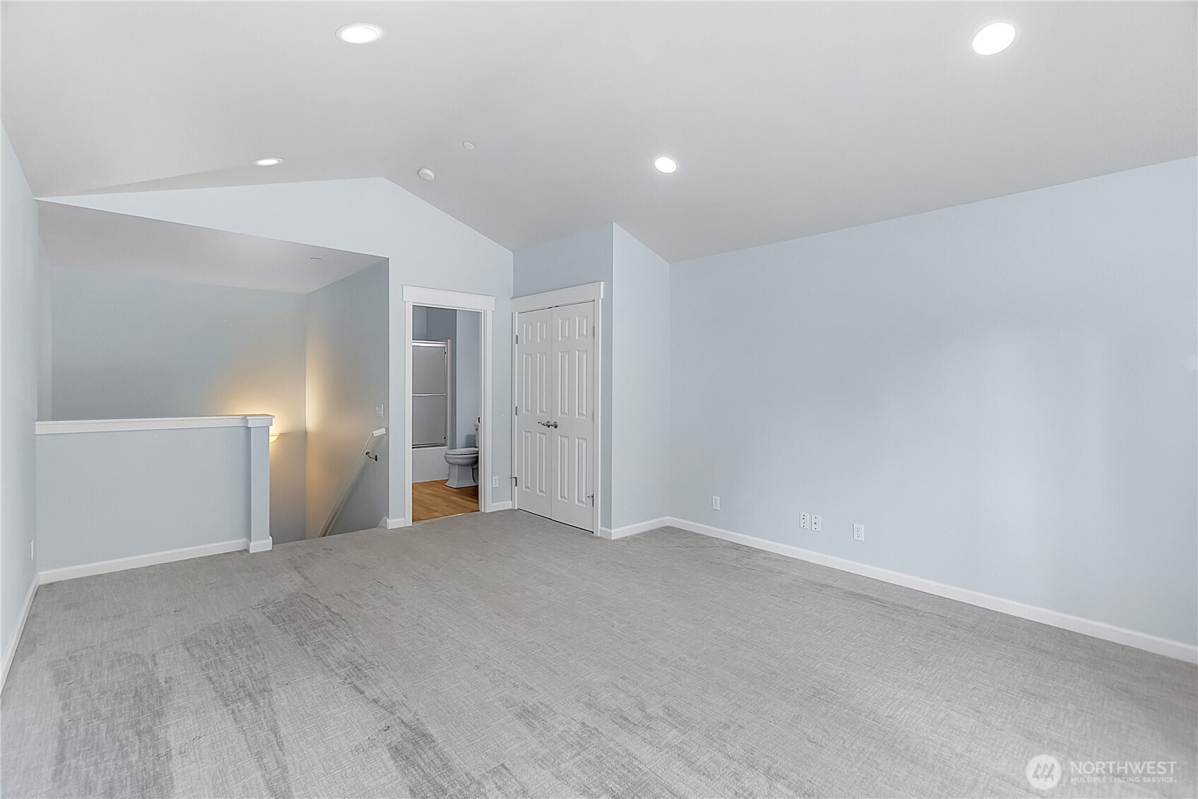 211 E Sterling Drive Unit: B3