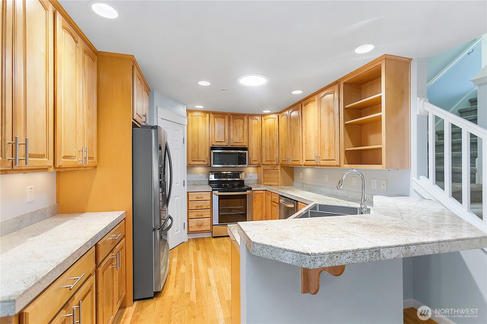 211 E Sterling Drive Unit: B3