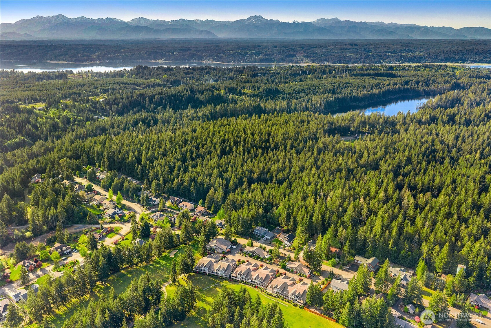 211 E Sterling Drive Unit: B3