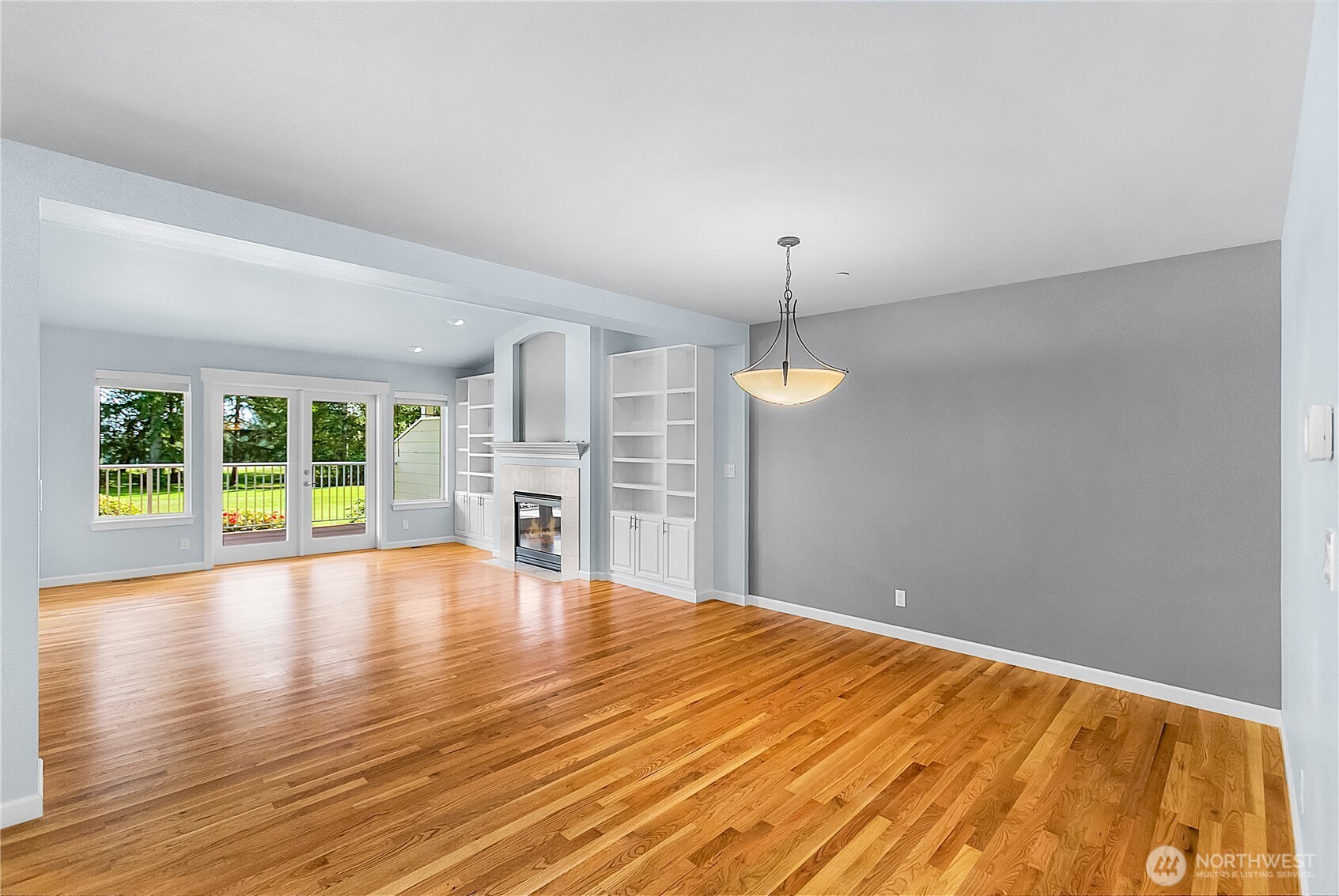 211 E Sterling Drive Unit: B3