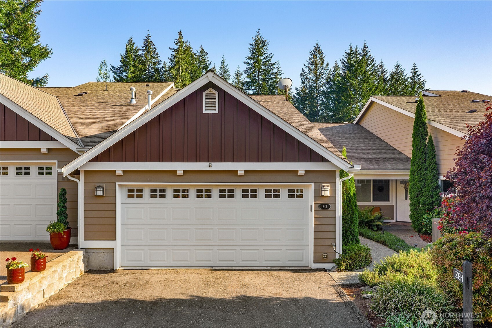 211 E Sterling Drive Unit: B3
