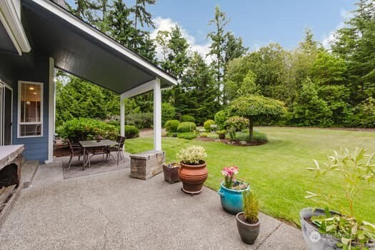 1155 Woods Road SE