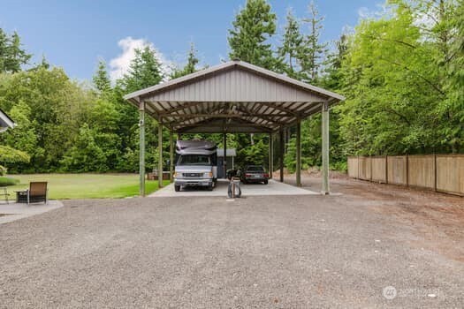 1155 Woods Road SE