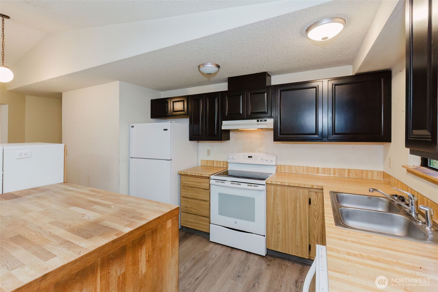 13607 W Raven Lane