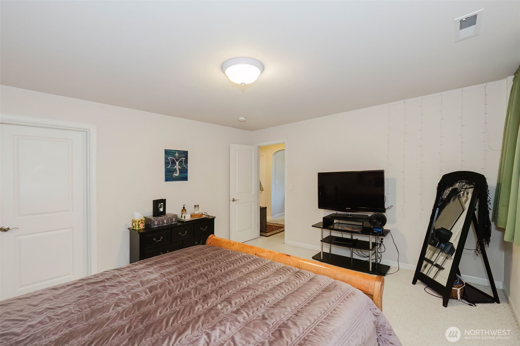 221 Farragut Avenue