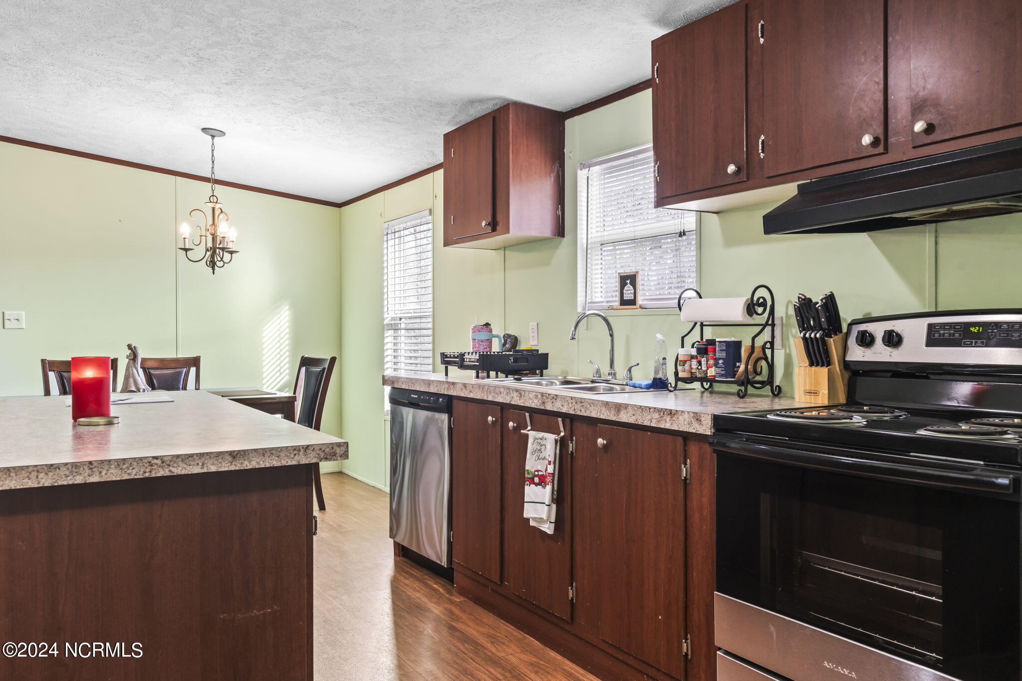 109 Woodville Drive