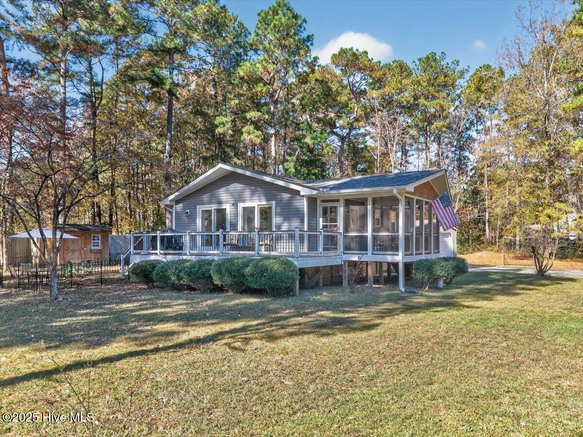 407 Sandlewood Drive NW