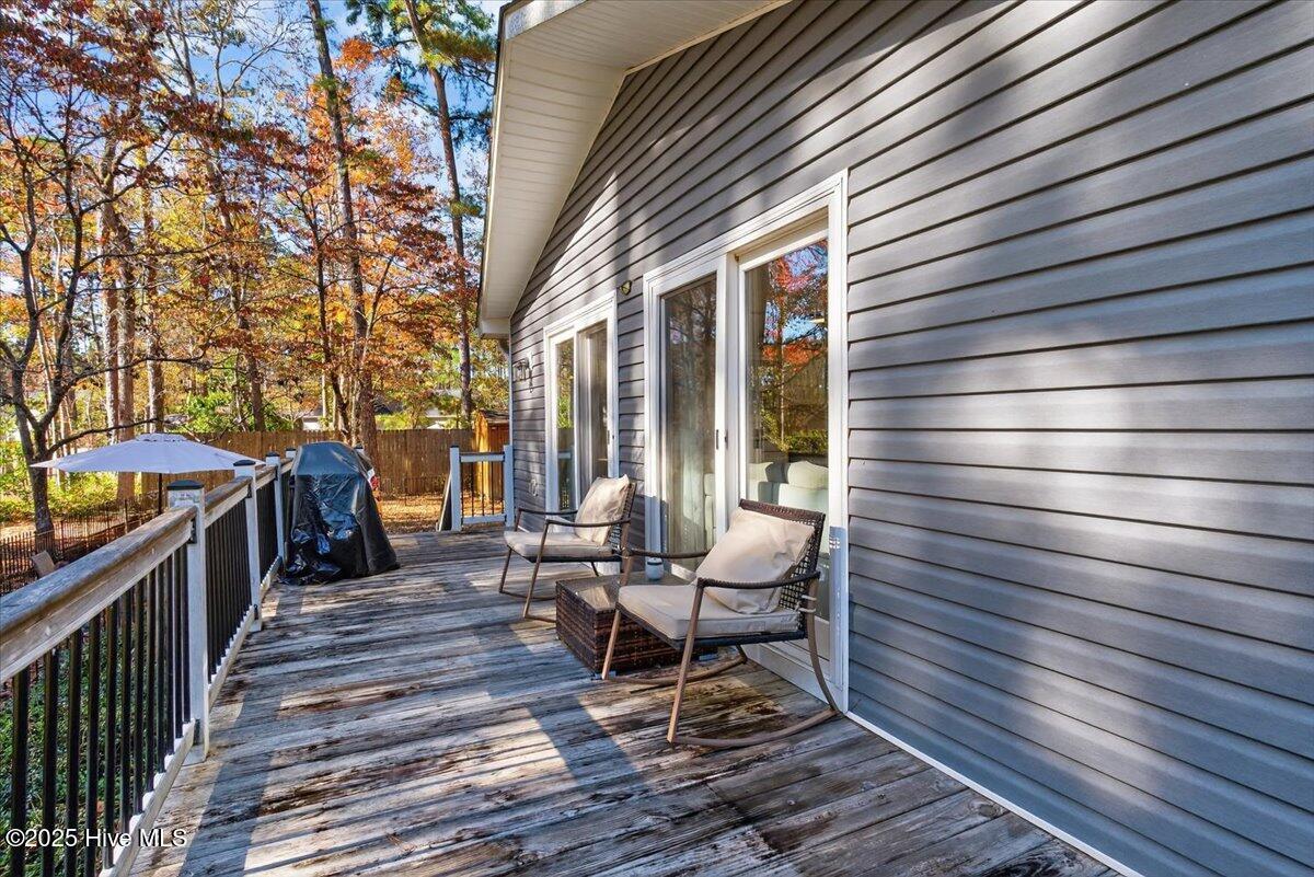 407 Sandlewood Drive NW