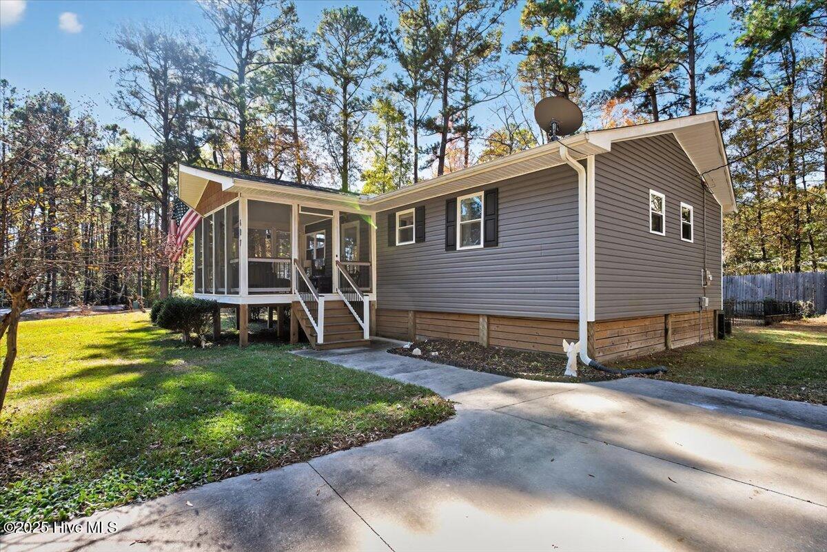 407 Sandlewood Drive NW
