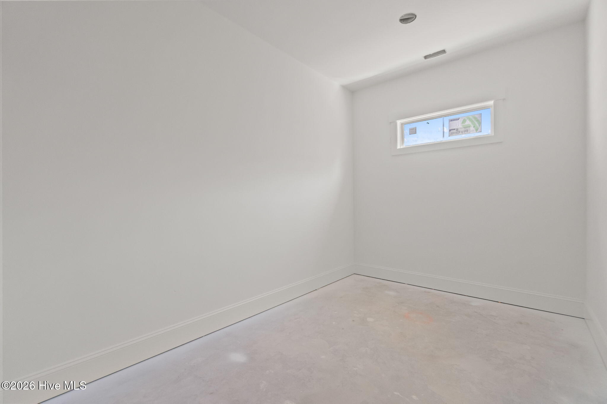 8813 Kirkcaldy Court