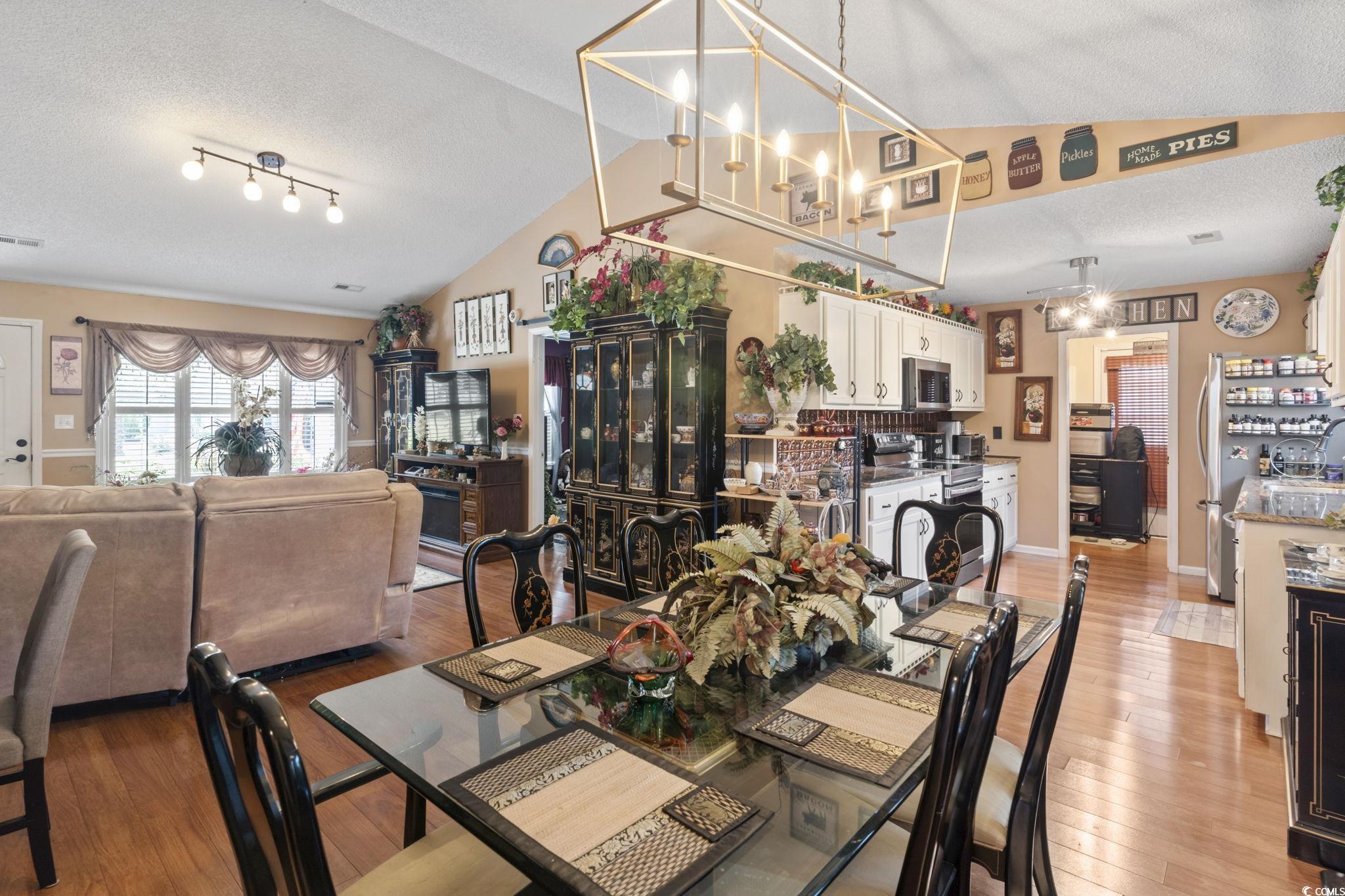 1028 Chateau Dr.