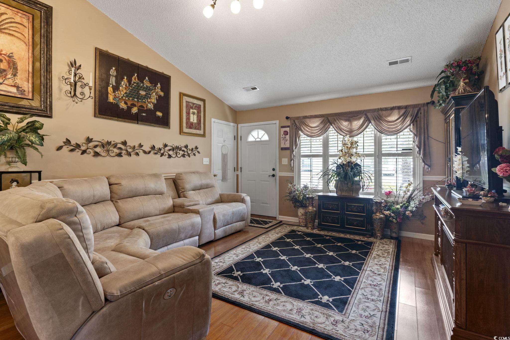 1028 Chateau Dr.