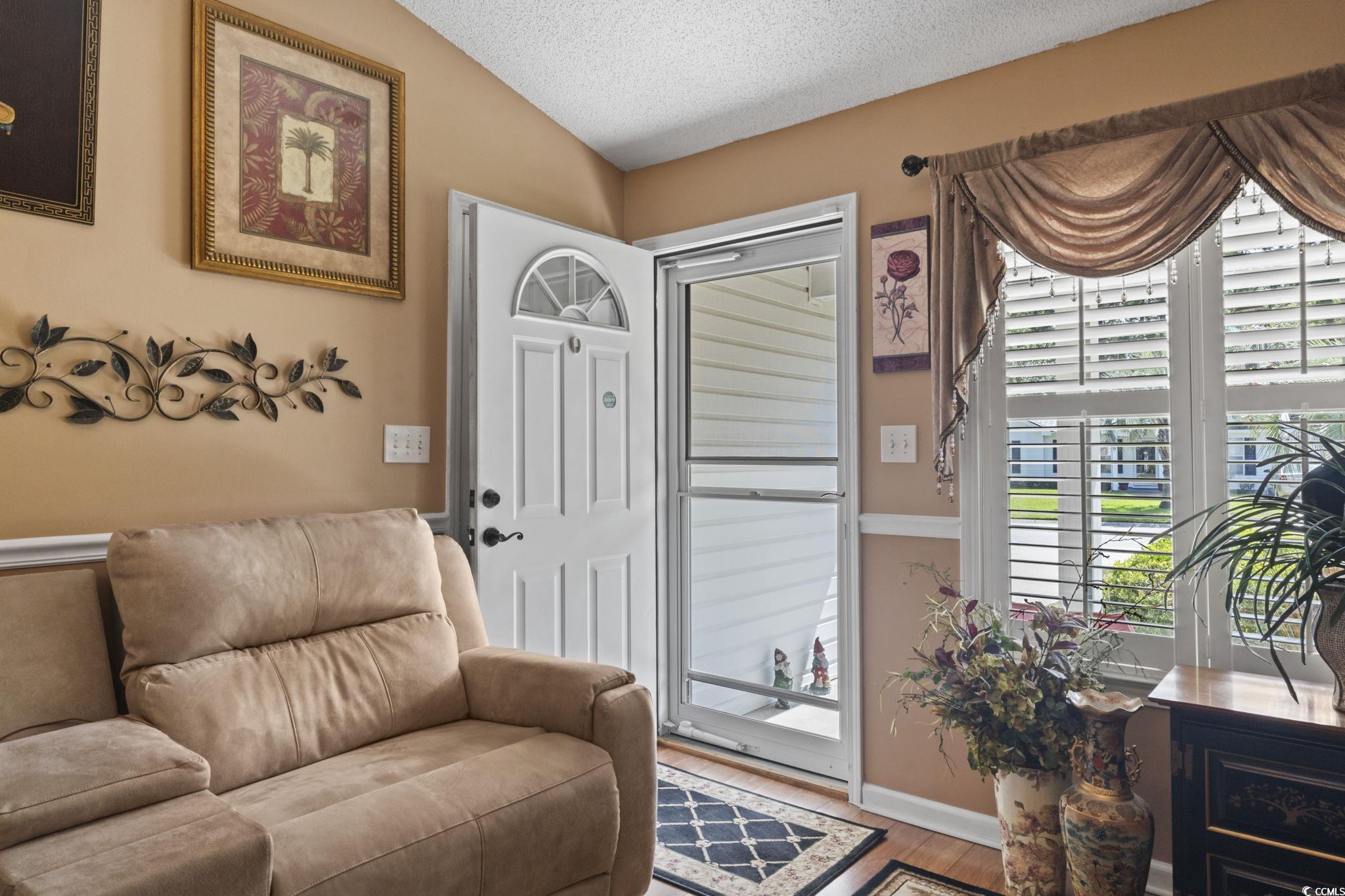 1028 Chateau Dr.