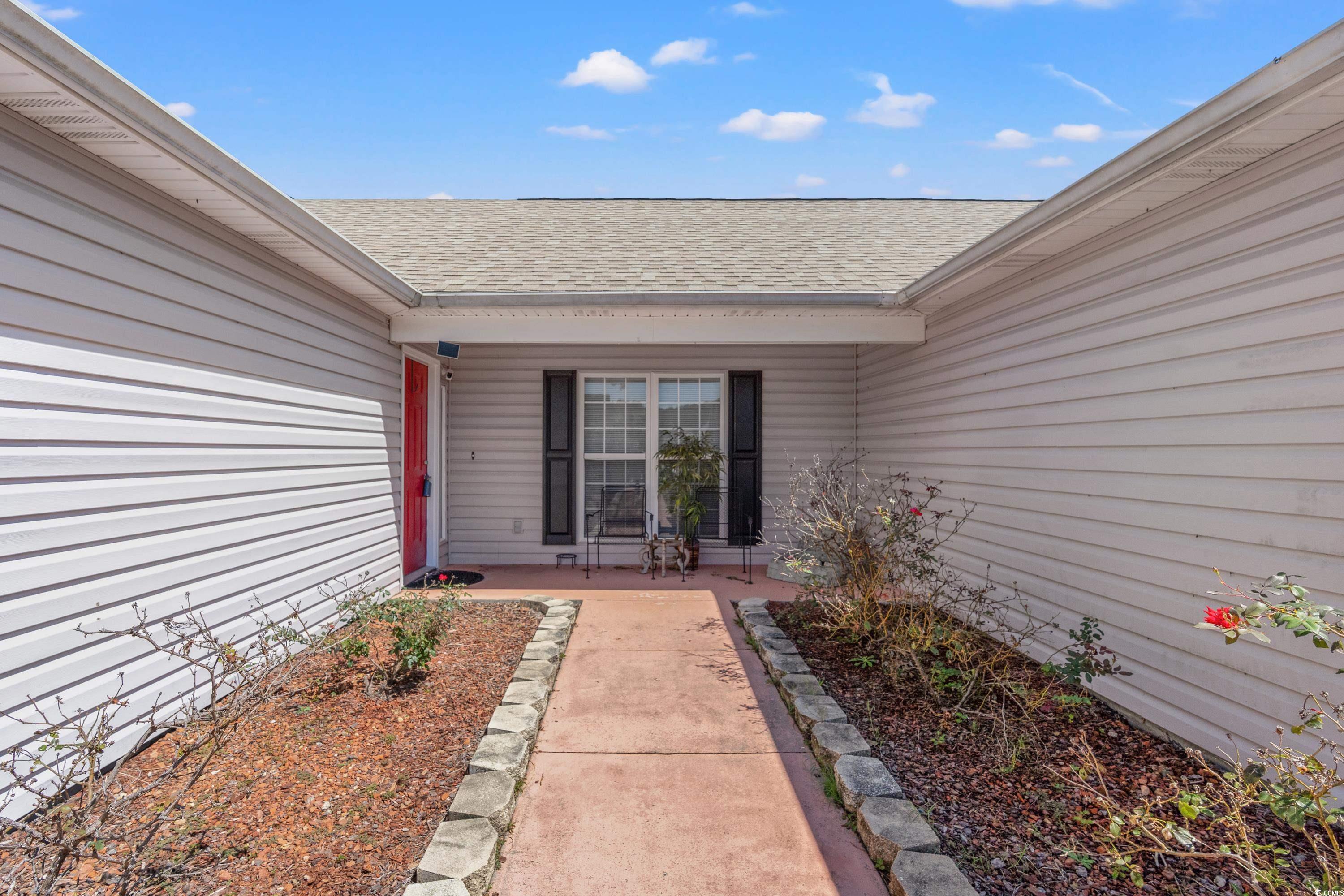 851 Holly Sands Blvd.
