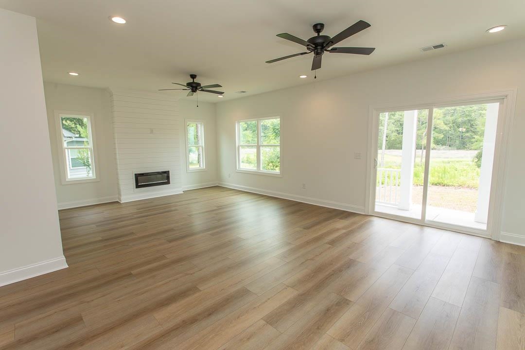 2212 Dykman Circle