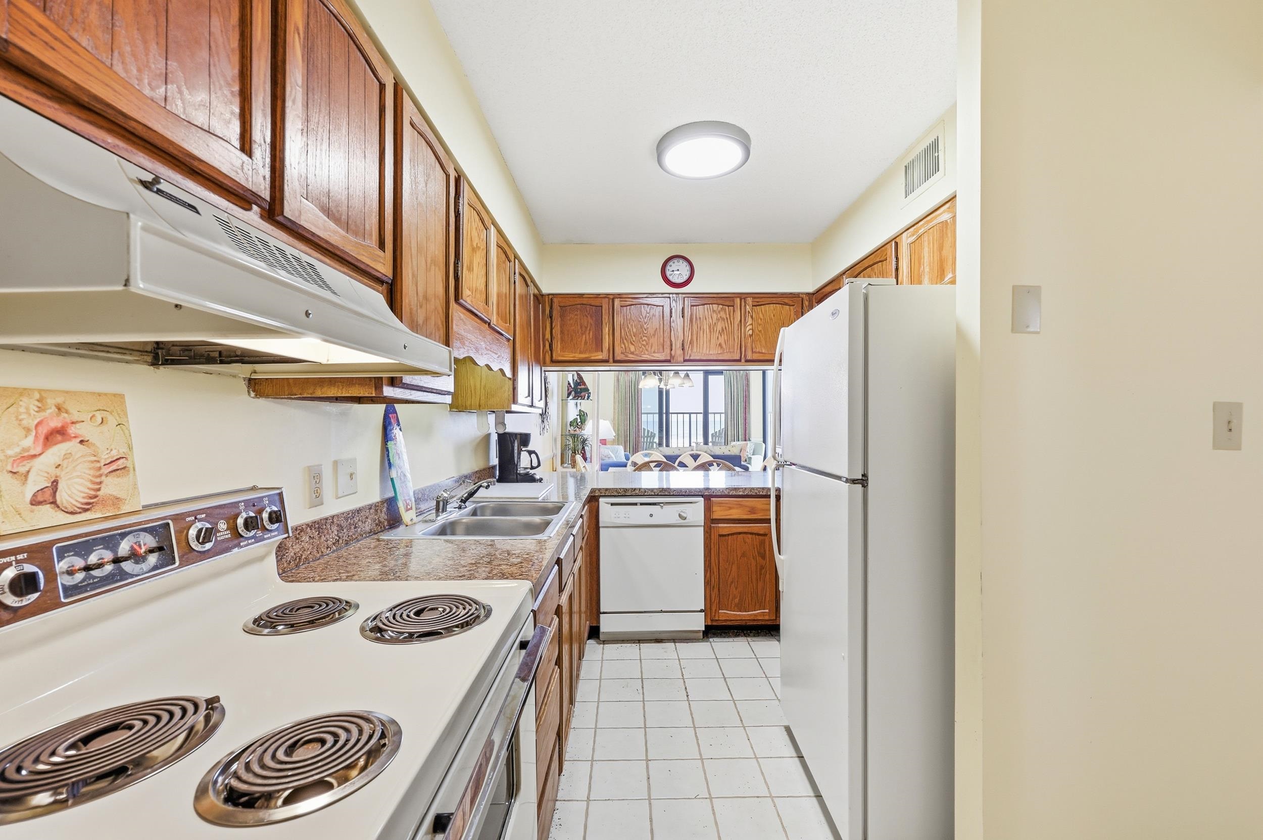 2101 S Ocean Blvd. Unit: G1