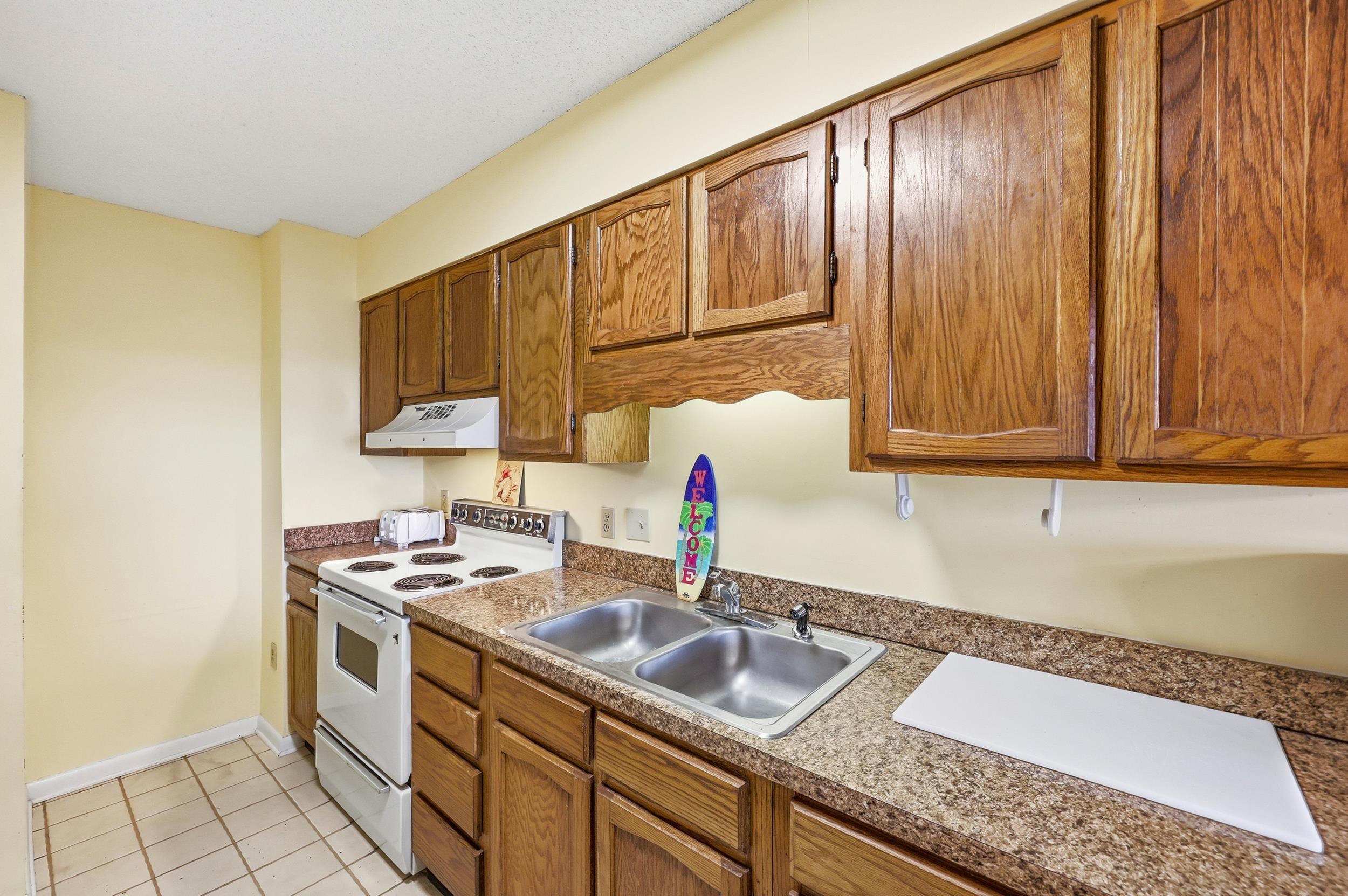 2101 S Ocean Blvd. Unit: G1
