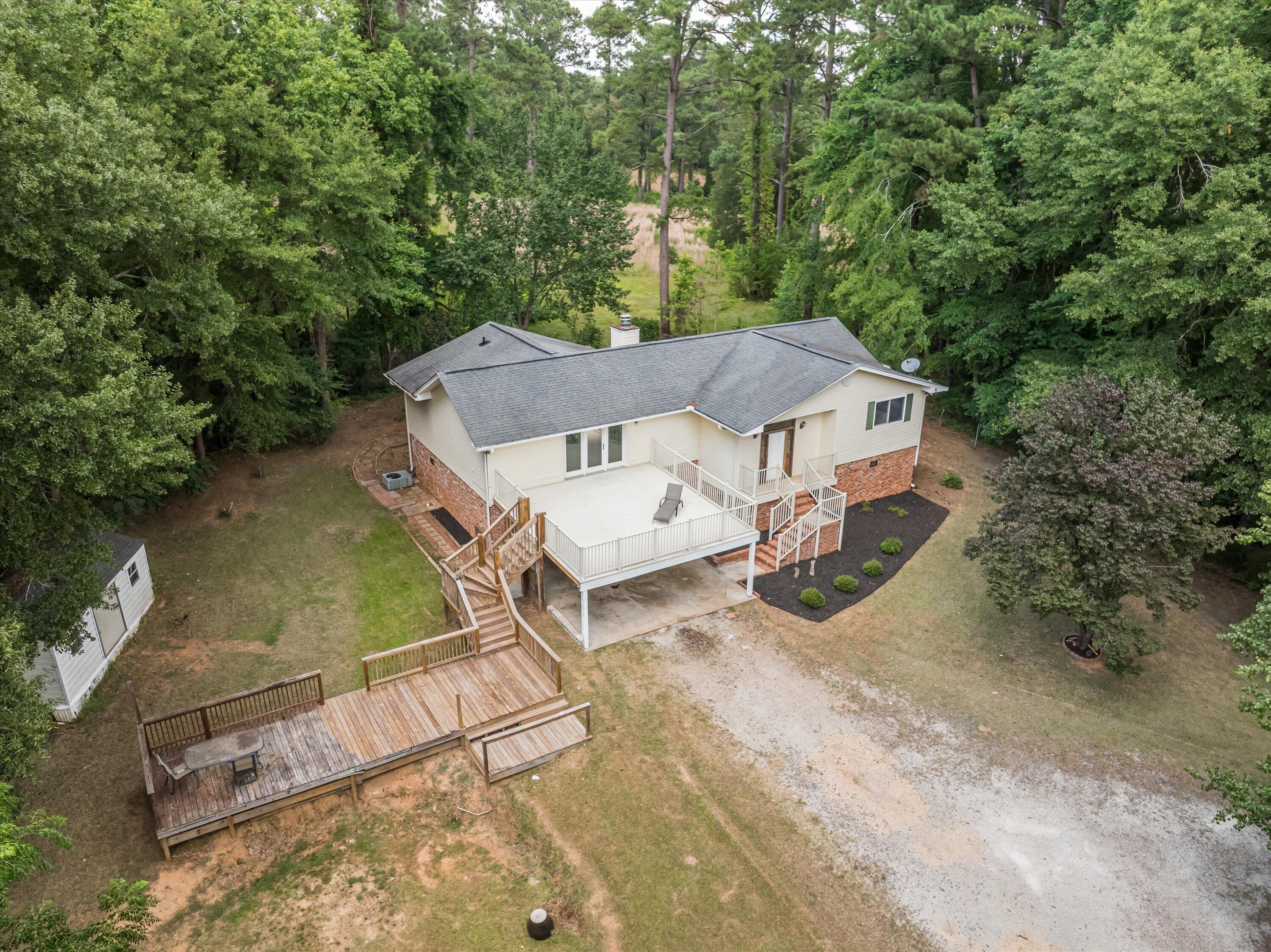 10 Selisa Drive
