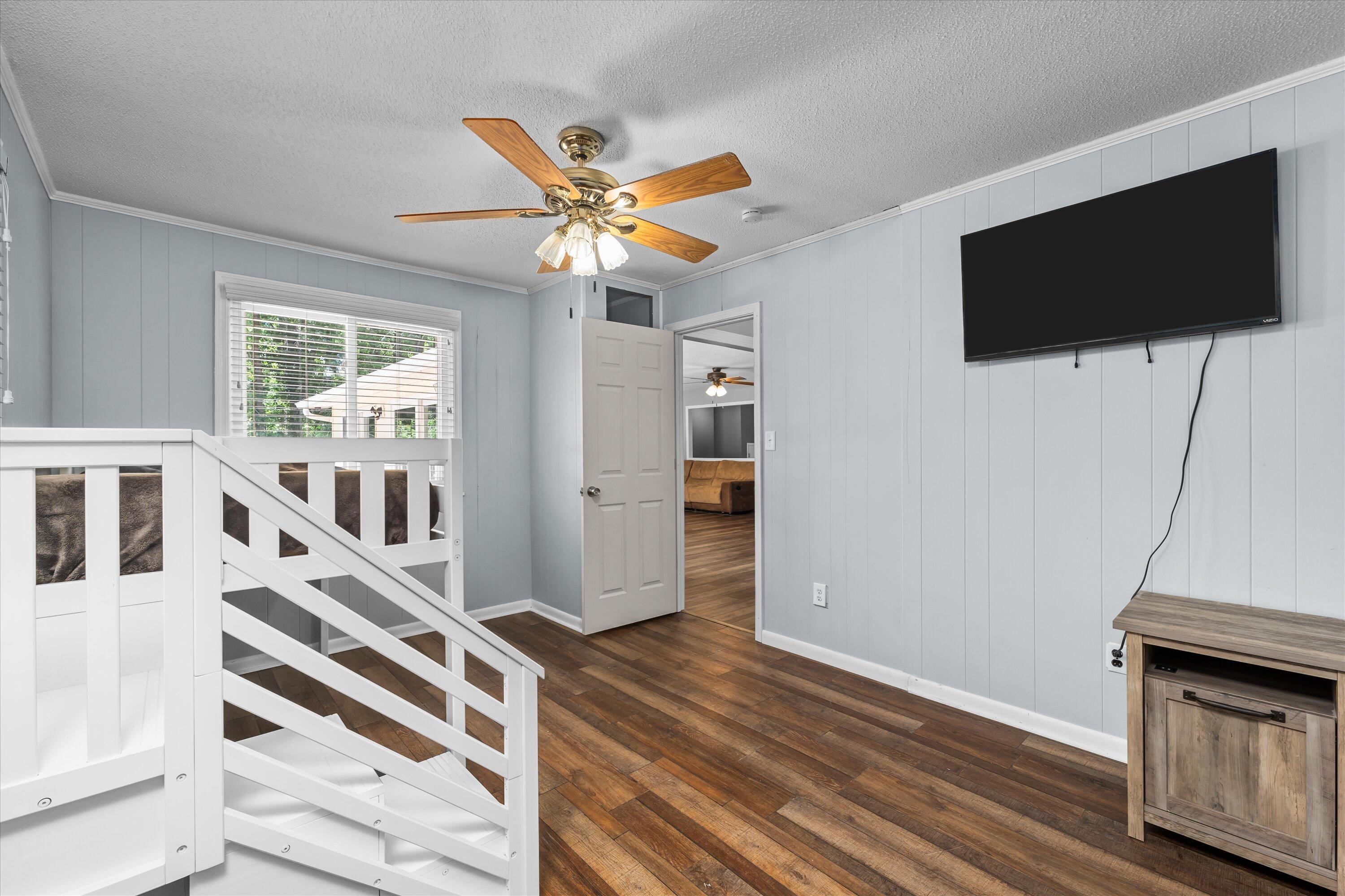 10 Selisa Drive