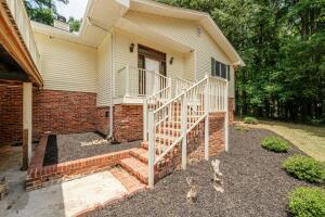 10 Selisa Drive