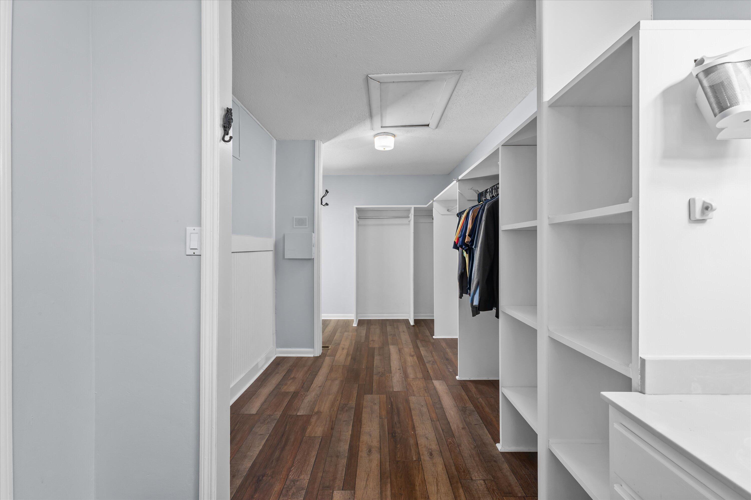 10 Selisa Drive