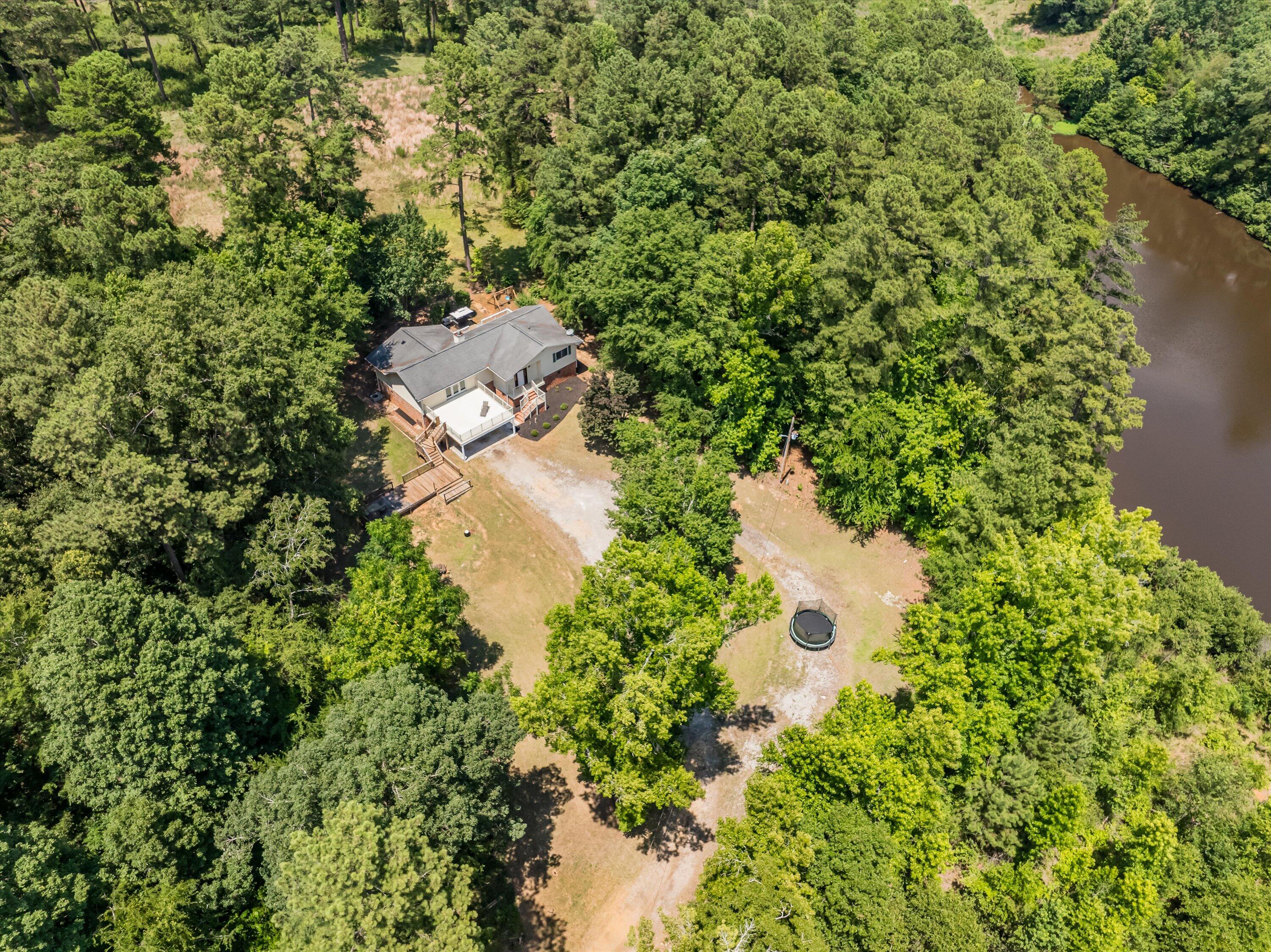 10 Selisa Drive