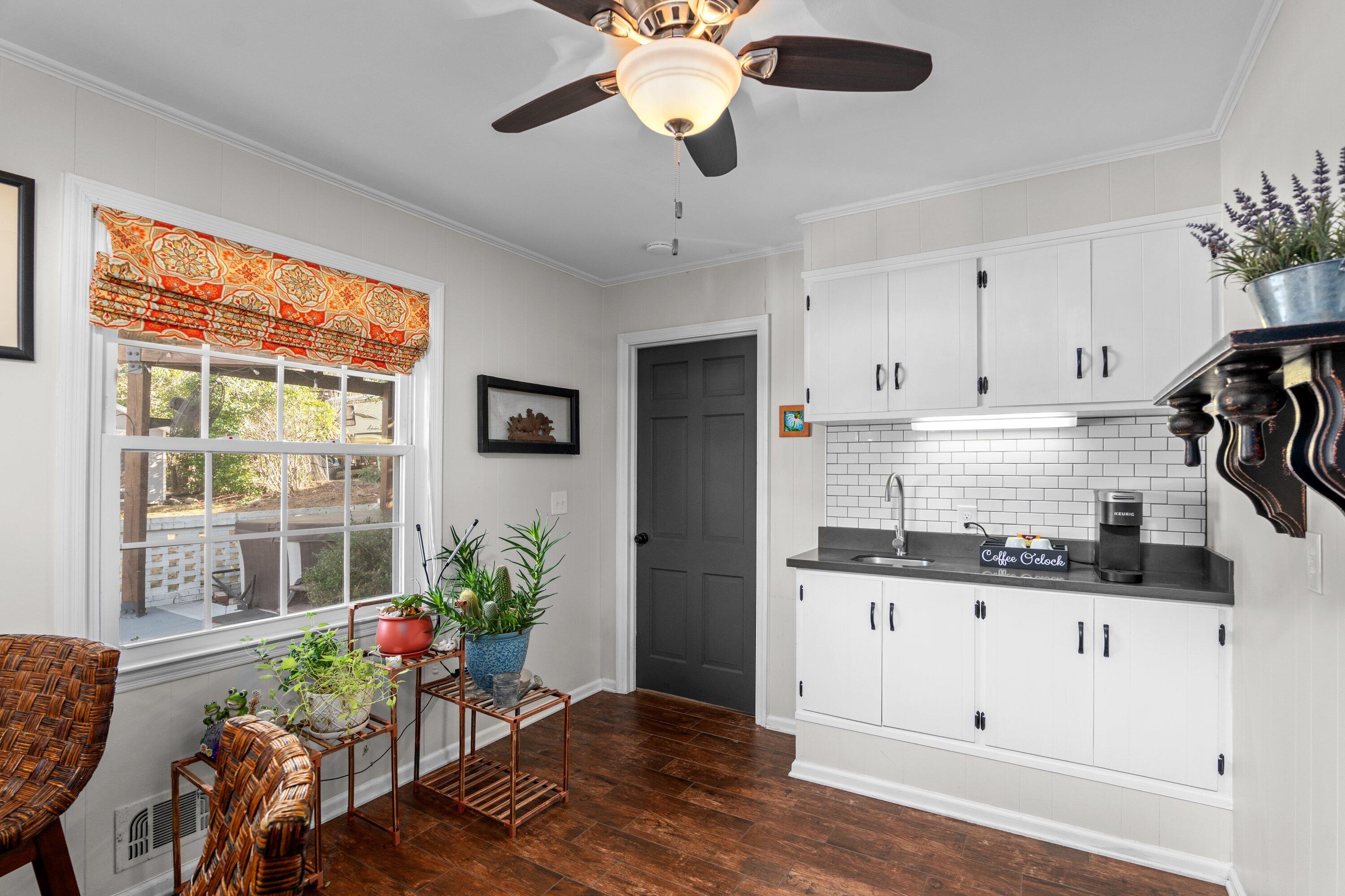 941 Campbellton Drive