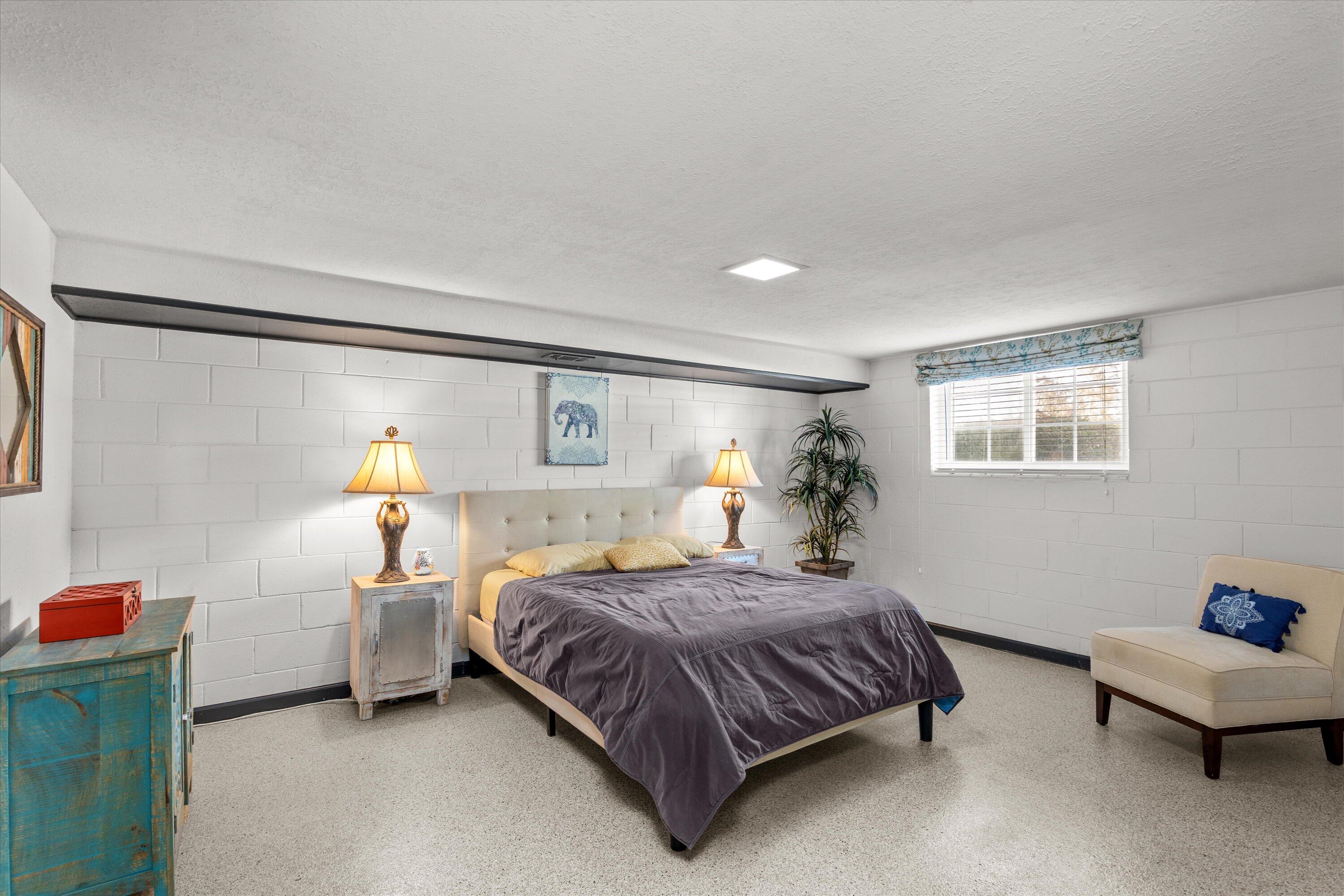 941 Campbellton Drive