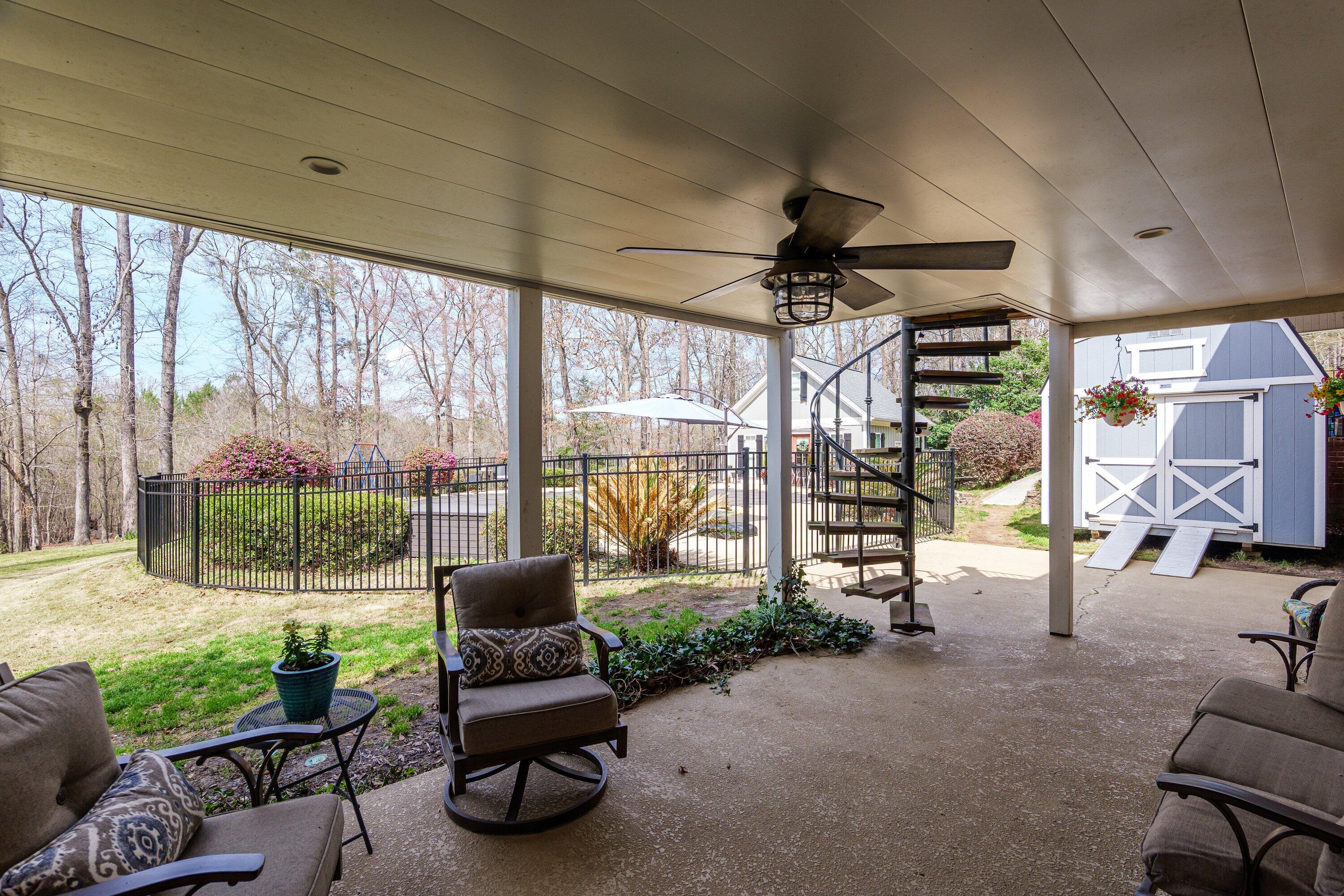 1884 Knobcone Avenue