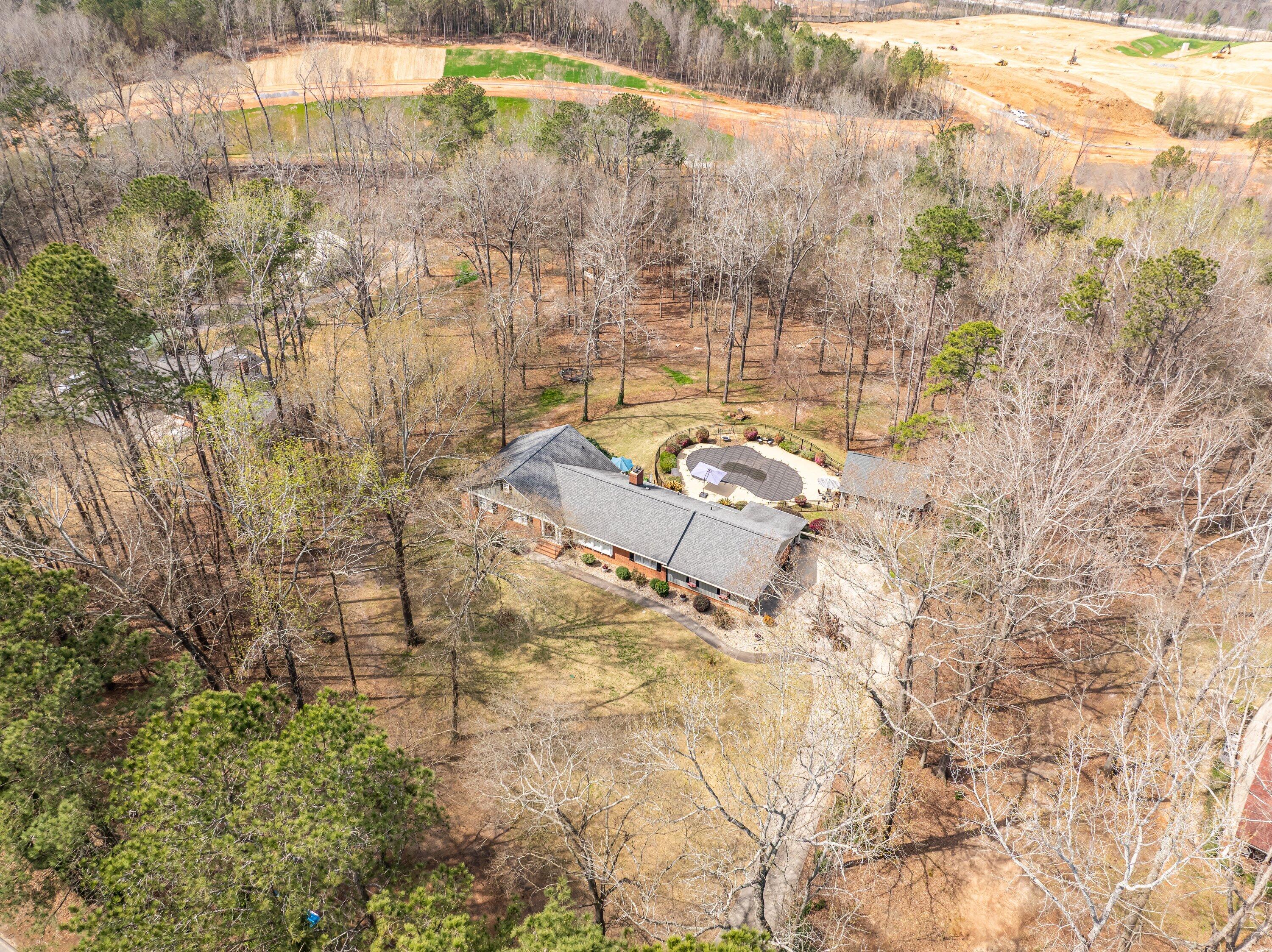 1884 Knobcone Avenue