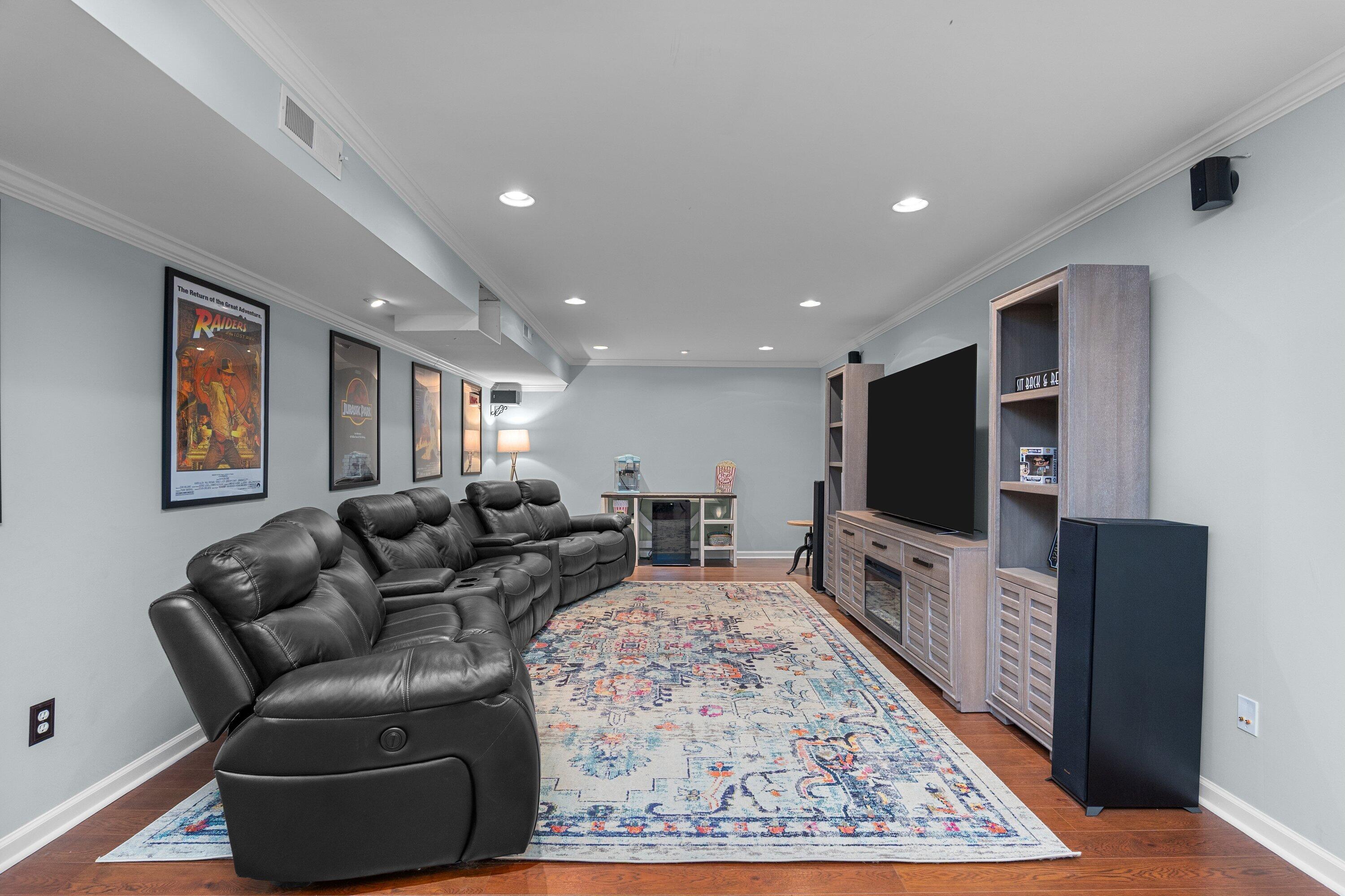 1884 Knobcone Avenue