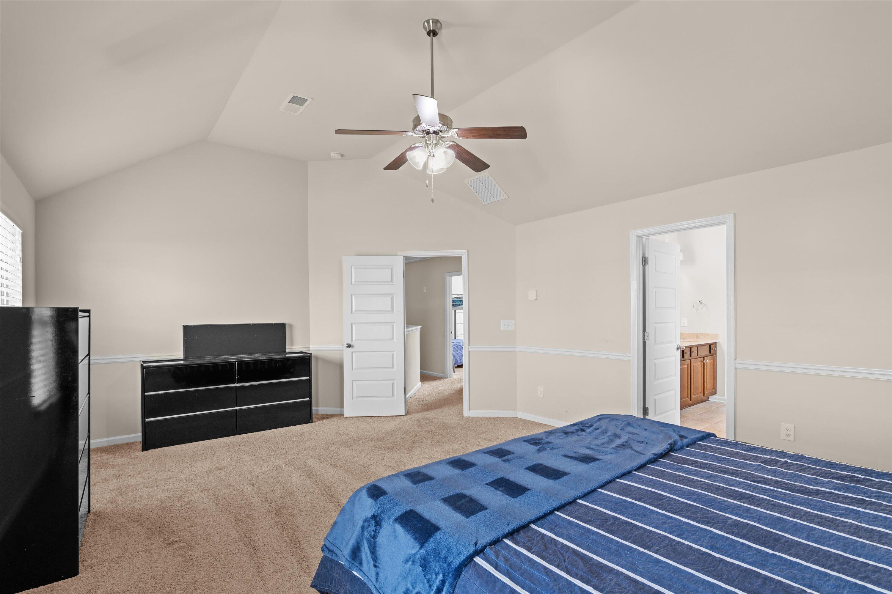 5007 Vine Lane