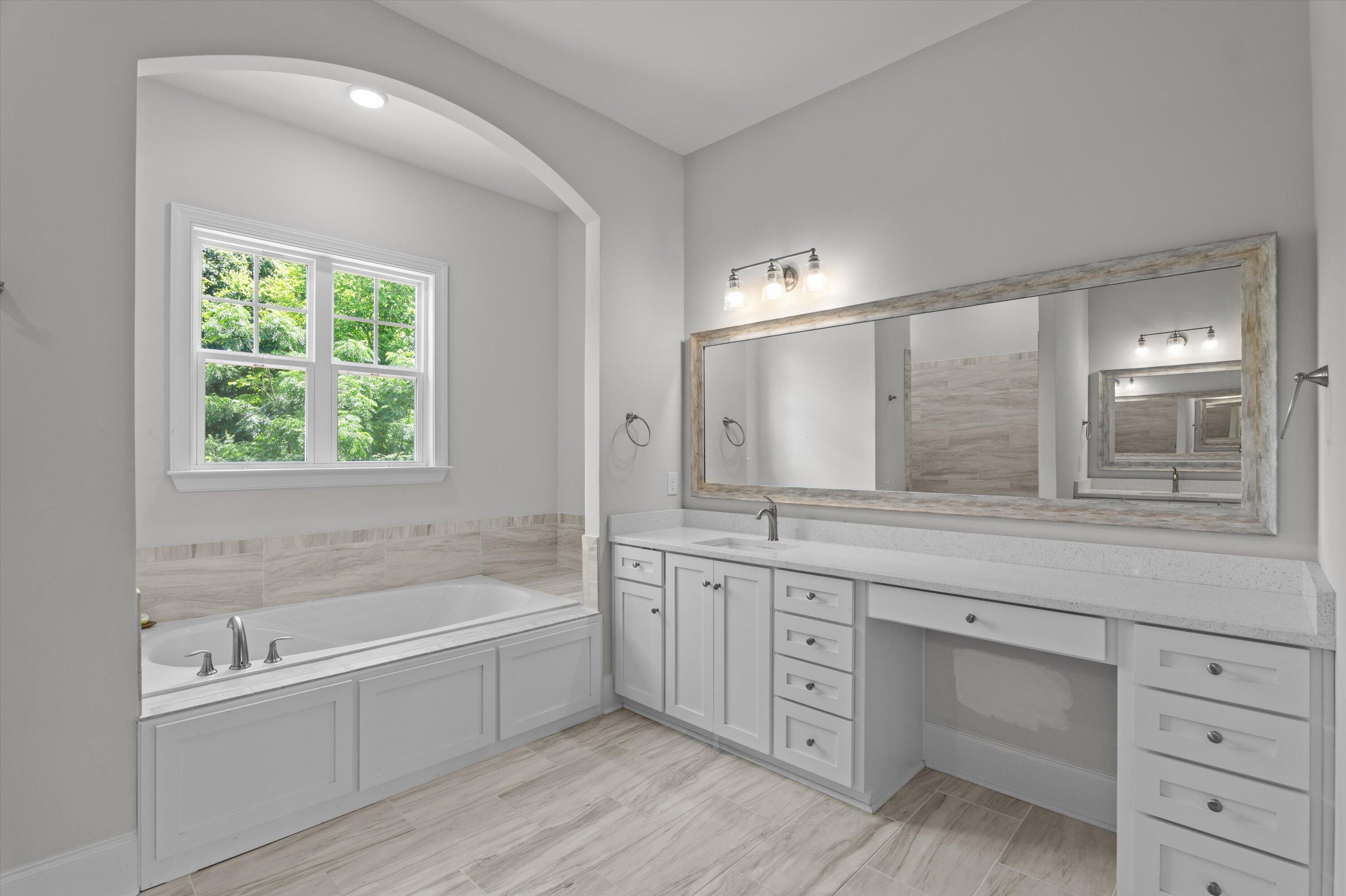 461 Rivernorth Drive