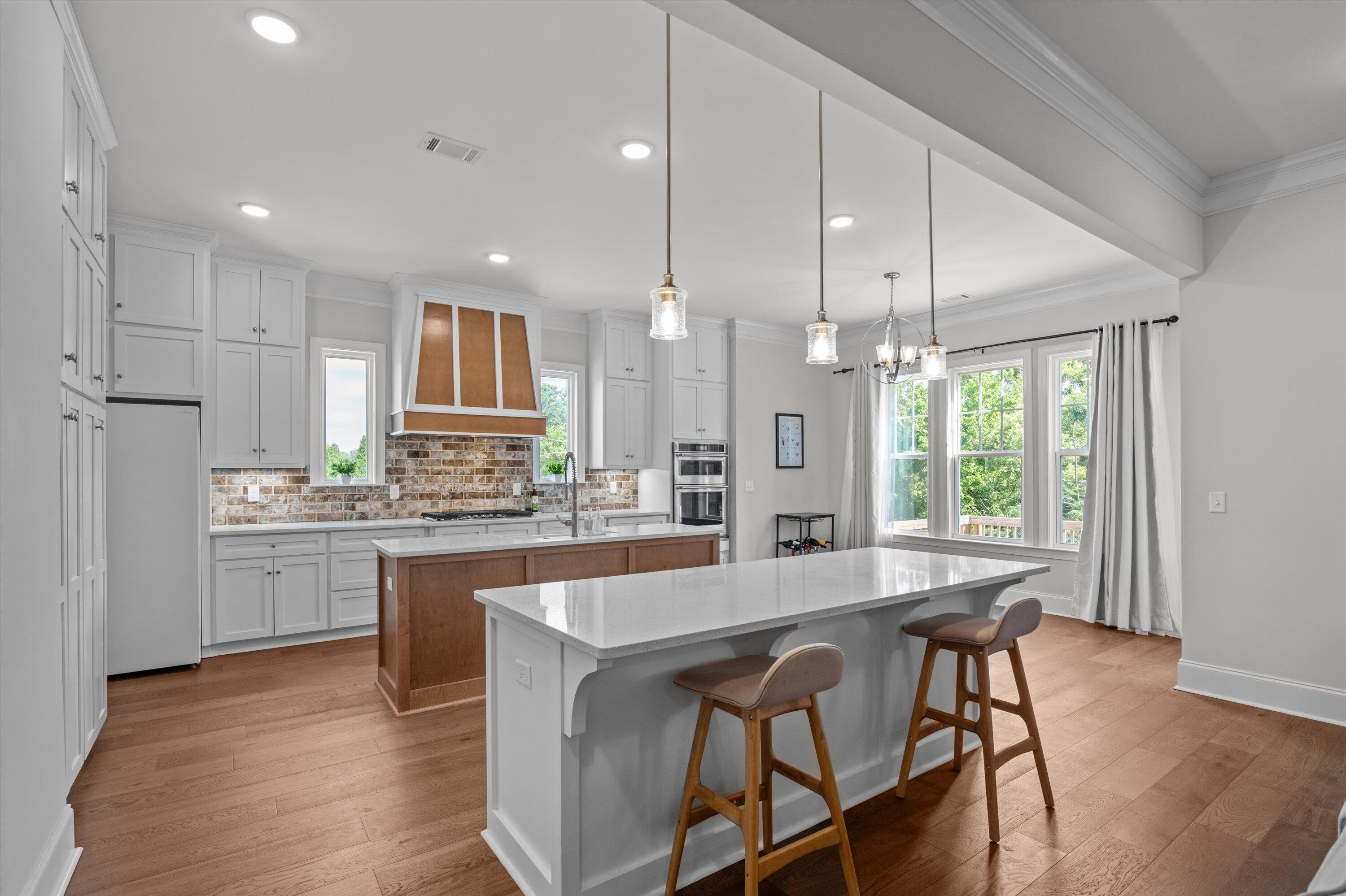 461 Rivernorth Drive