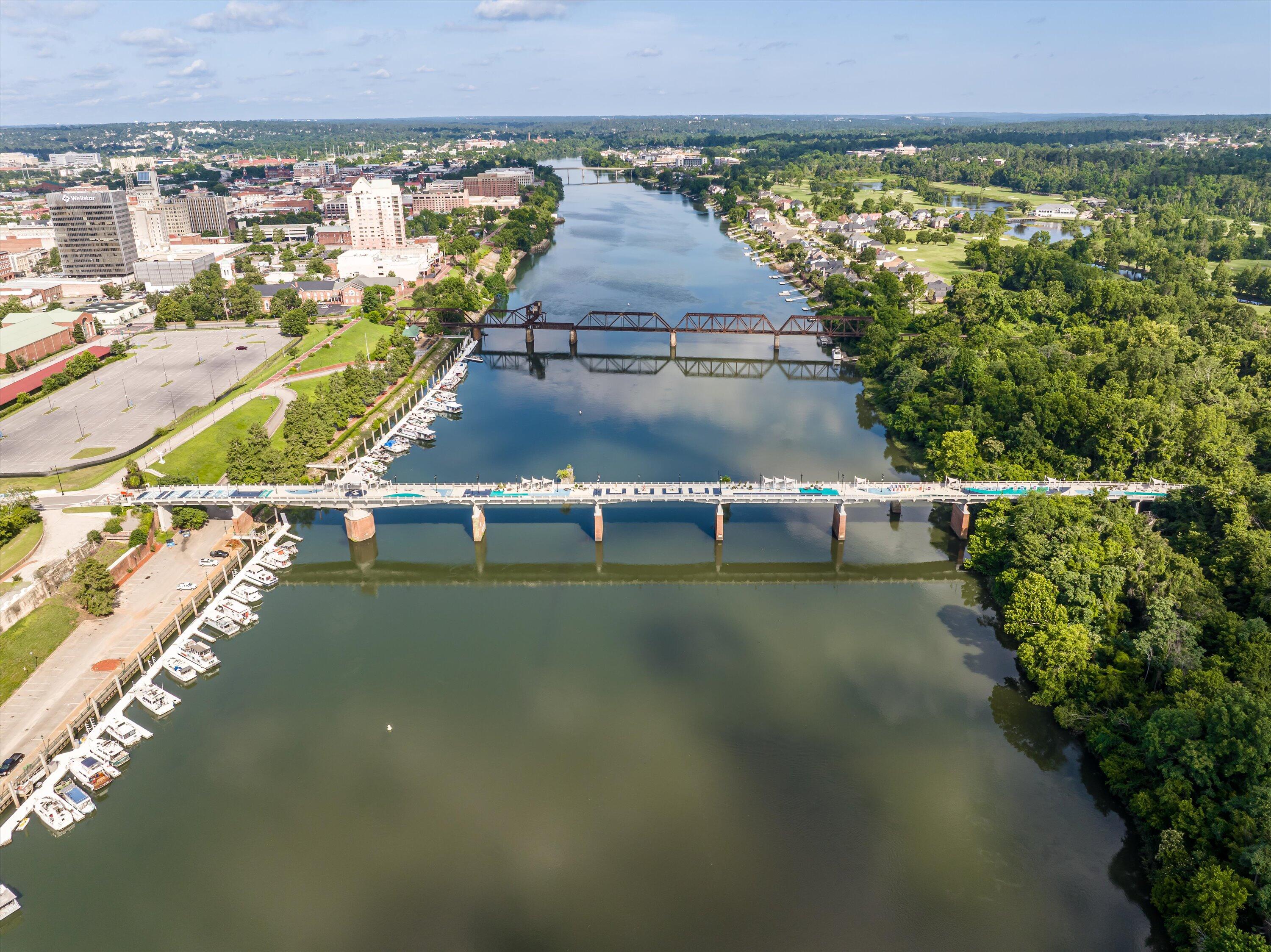 461 Rivernorth Drive